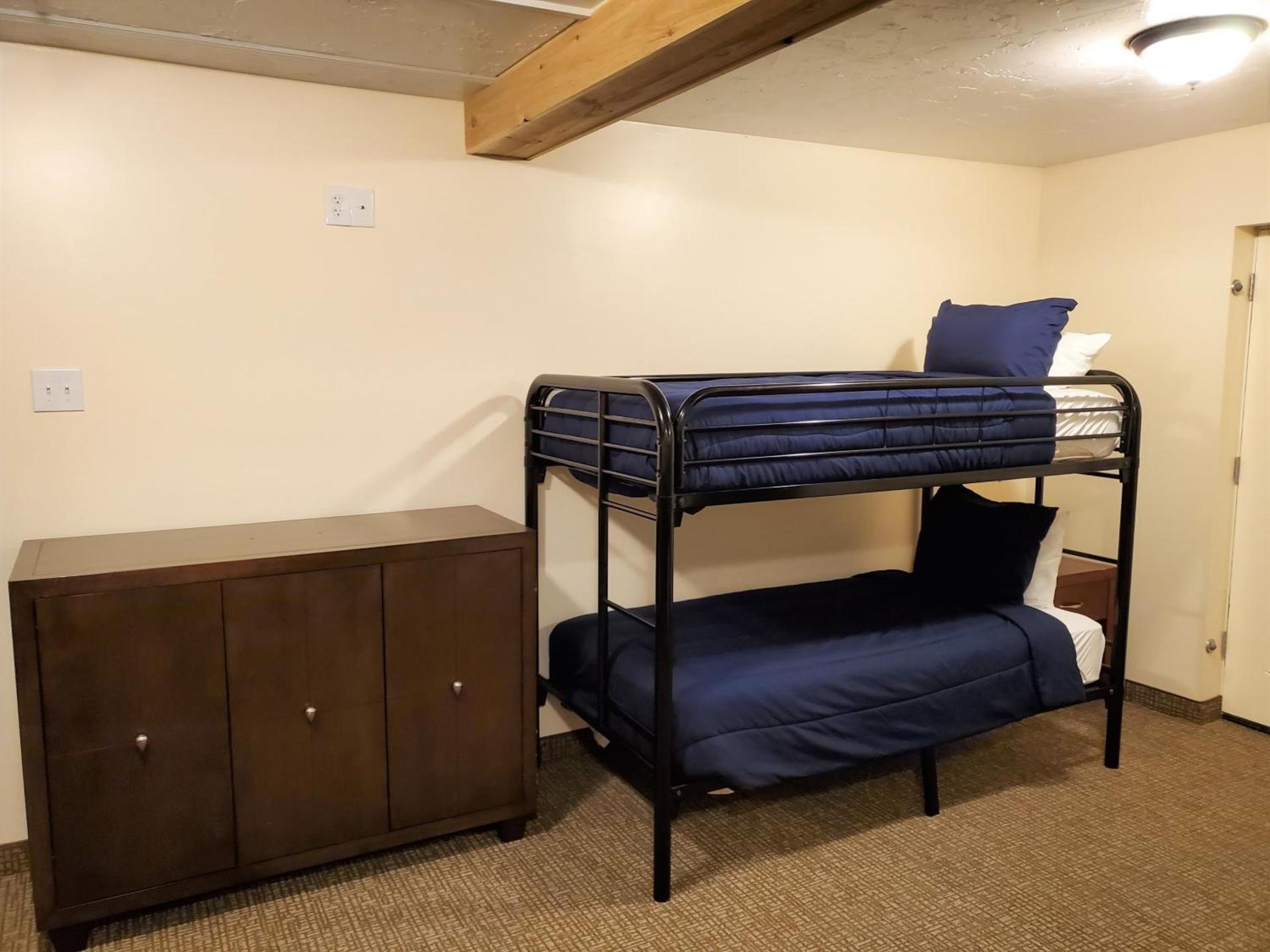 Jefferson Hills Motel photo 32