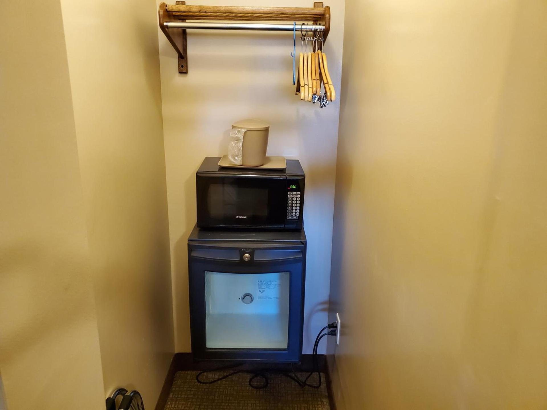 Jefferson Hills Motel photo 21
