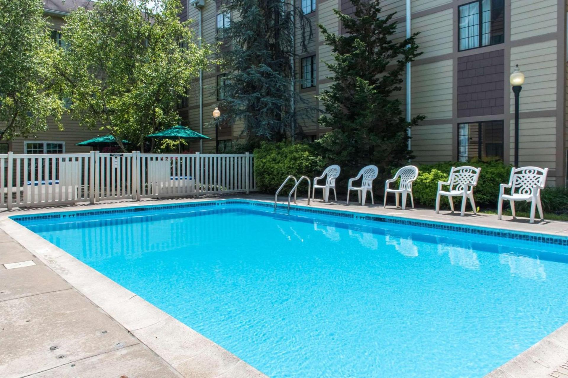 Extended Stay America Suites - Lancaster County photo 17