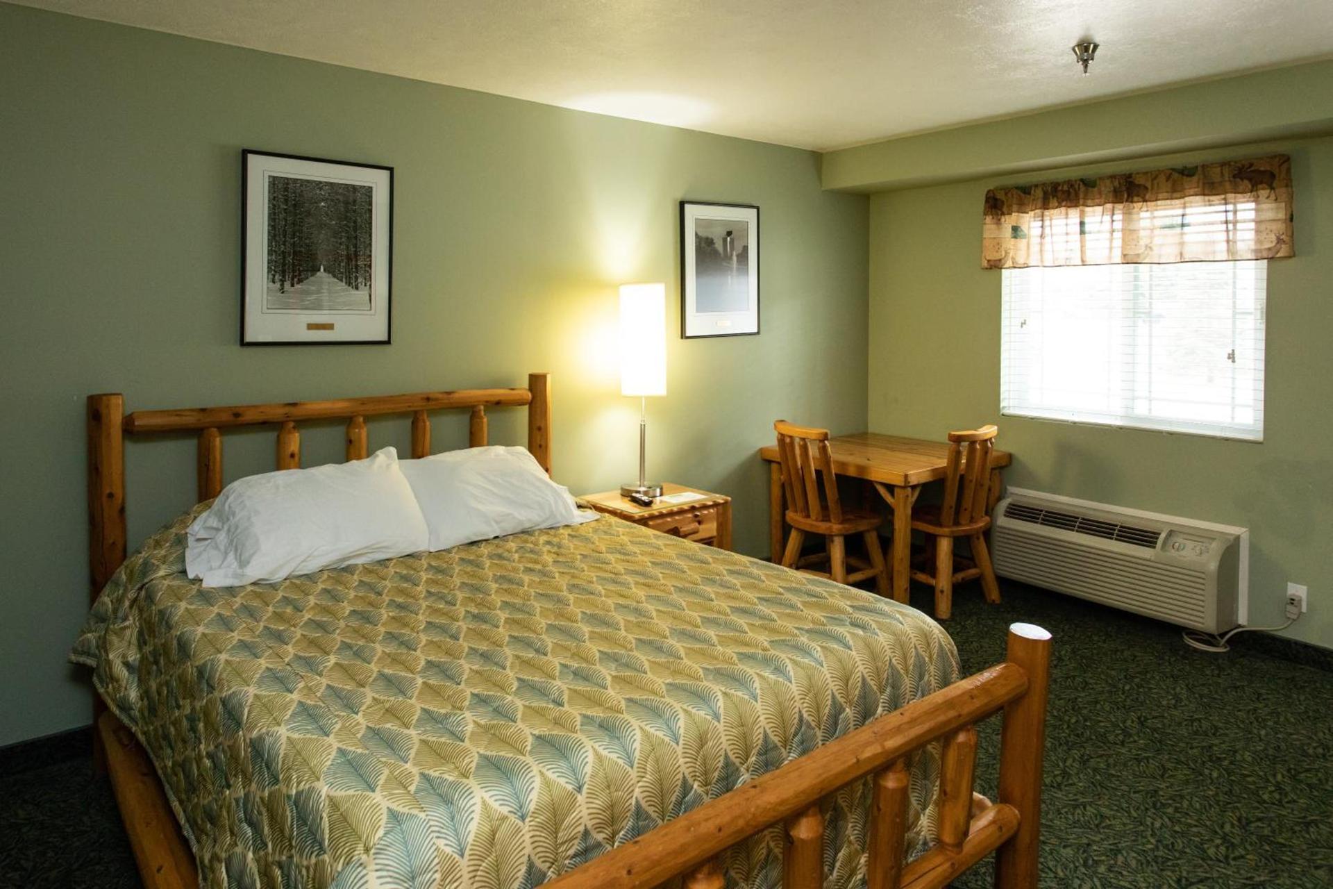 The Kingsley Suites photo 8