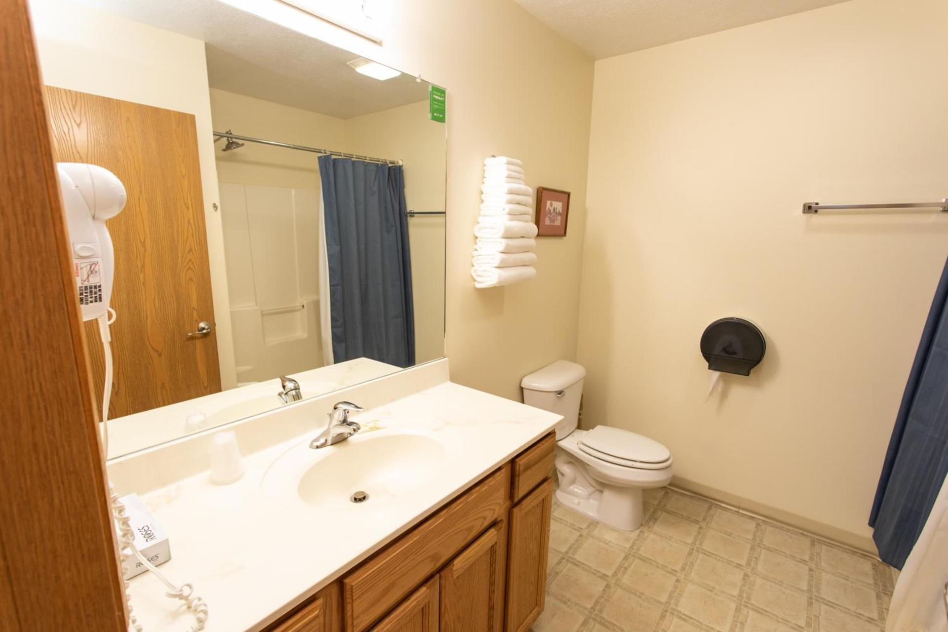 The Kingsley Suites photo 10