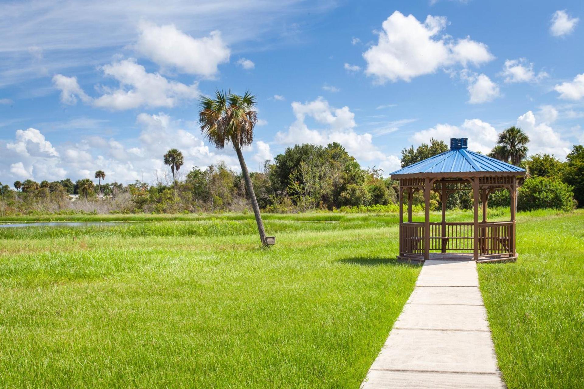 Travelodge by Wyndham Deltona photo 9