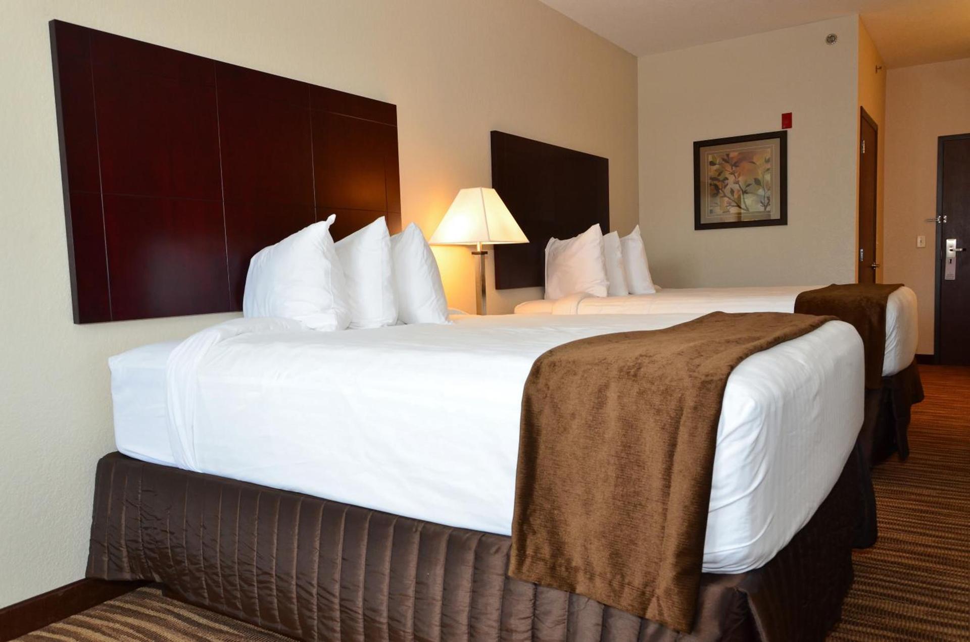 Cobblestone Inn & Suites - Clarion photo 63