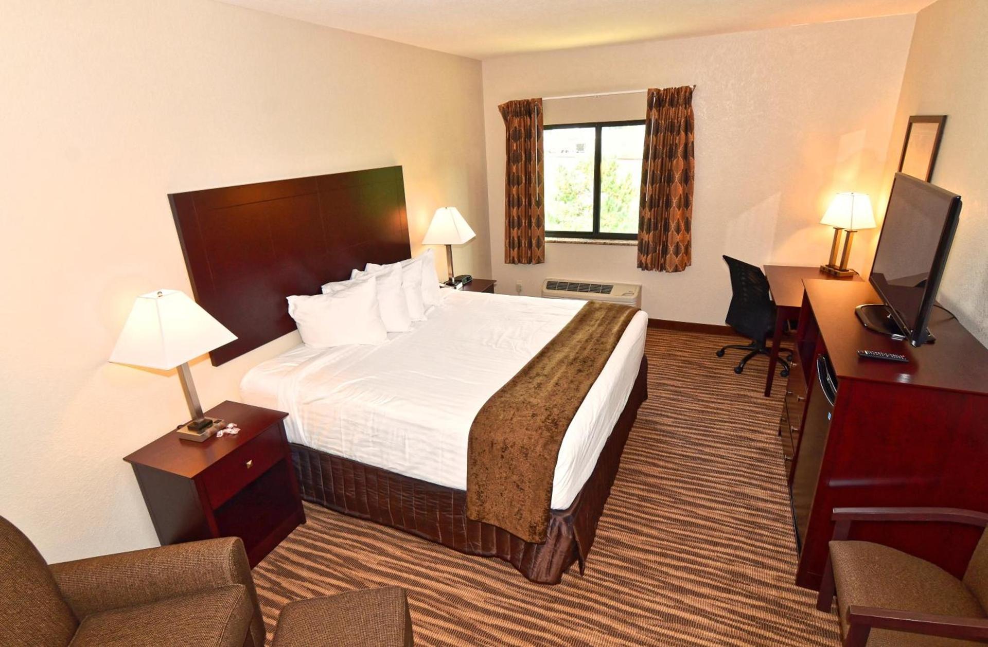 Cobblestone Inn & Suites - Clarion photo 59