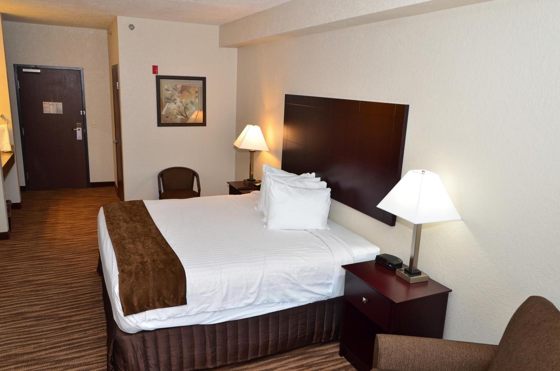 Cobblestone Inn & Suites - Clarion photo 43