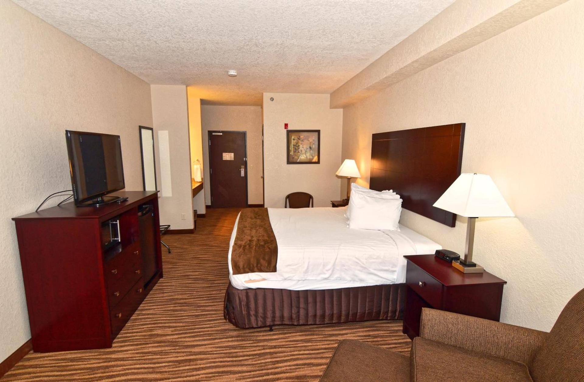 Cobblestone Inn & Suites - Clarion photo 48