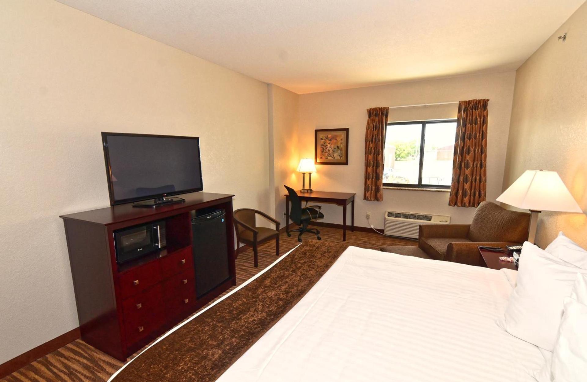 Cobblestone Inn & Suites - Clarion photo 33