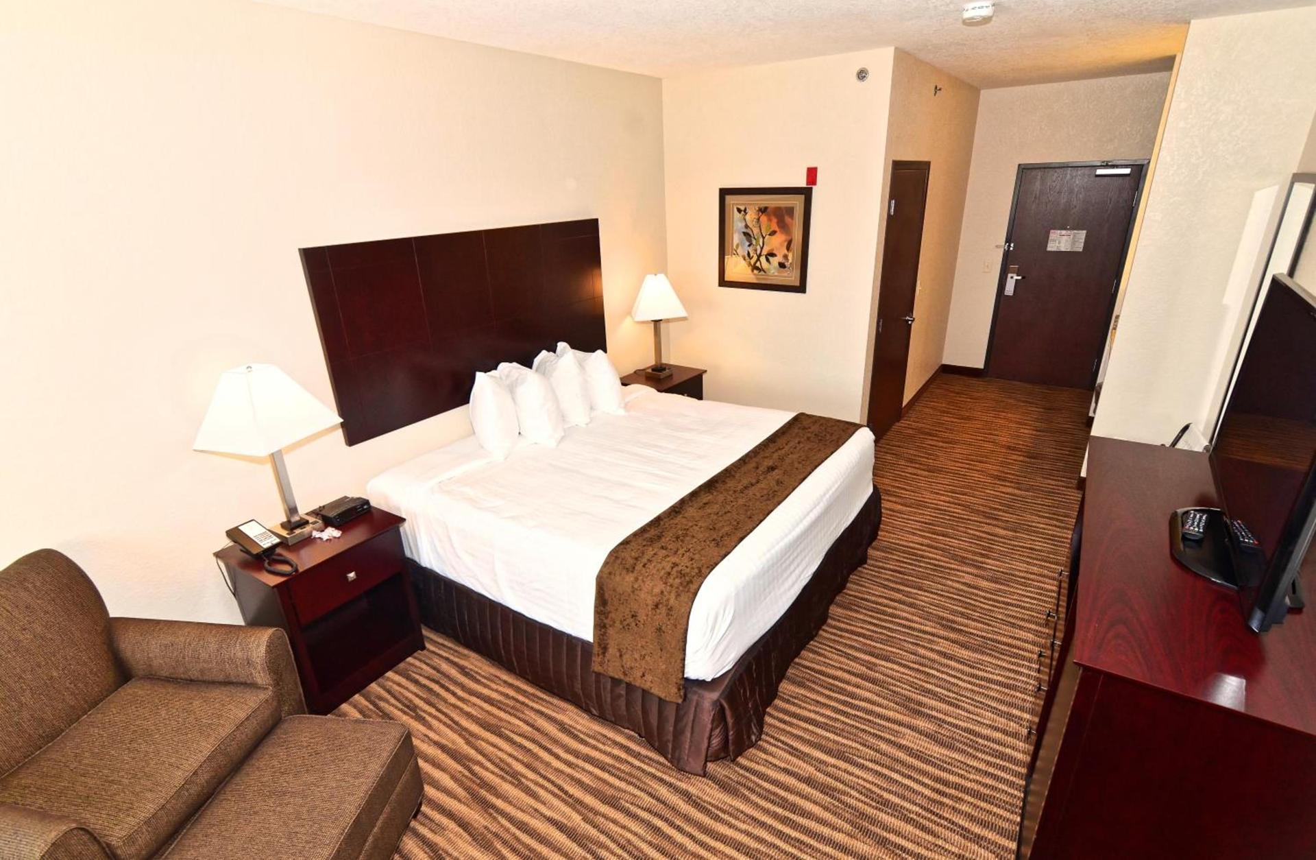 Cobblestone Inn & Suites - Clarion photo 36
