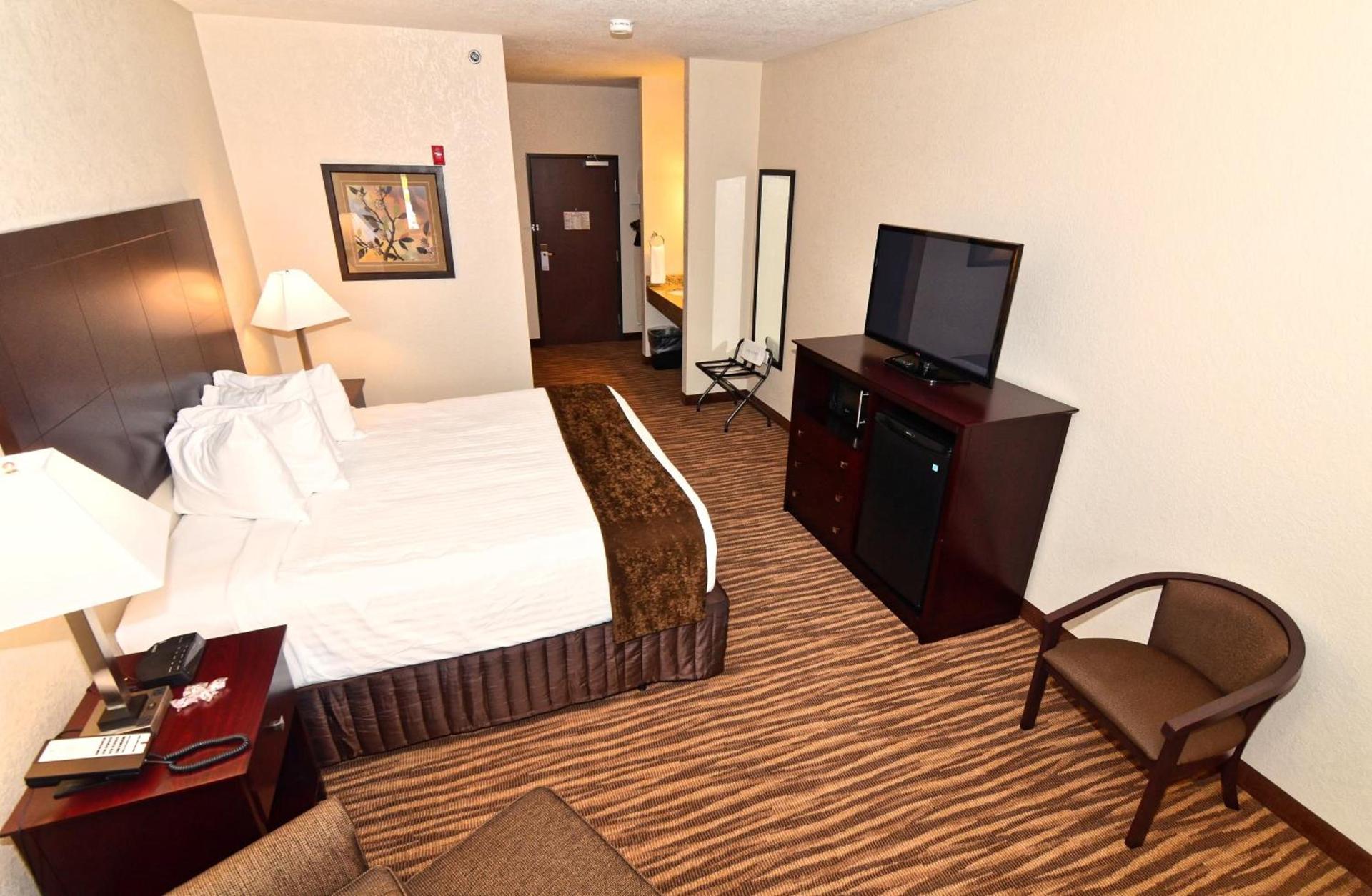Cobblestone Inn & Suites - Clarion photo 37