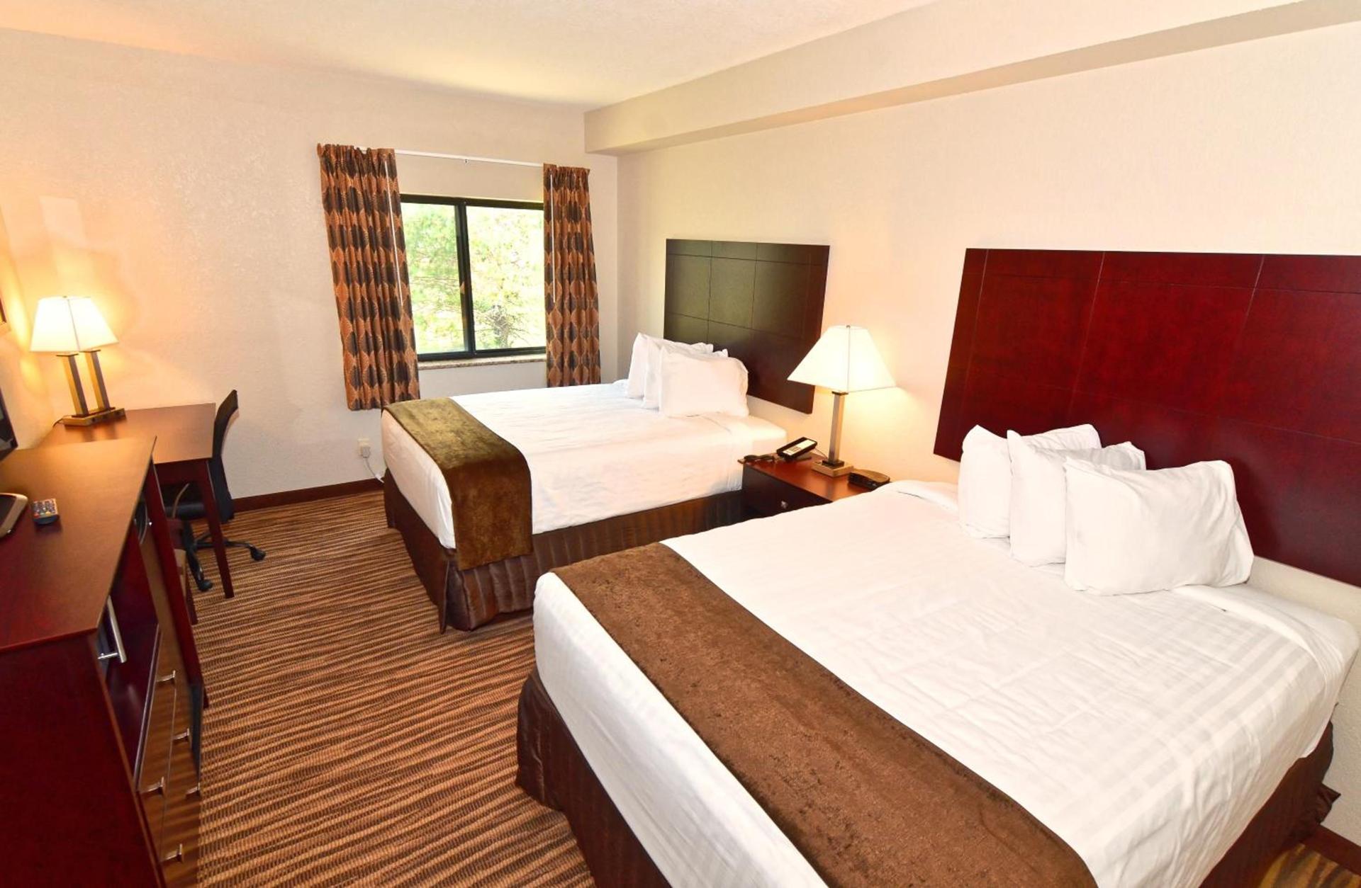 Cobblestone Inn & Suites - Clarion photo 27