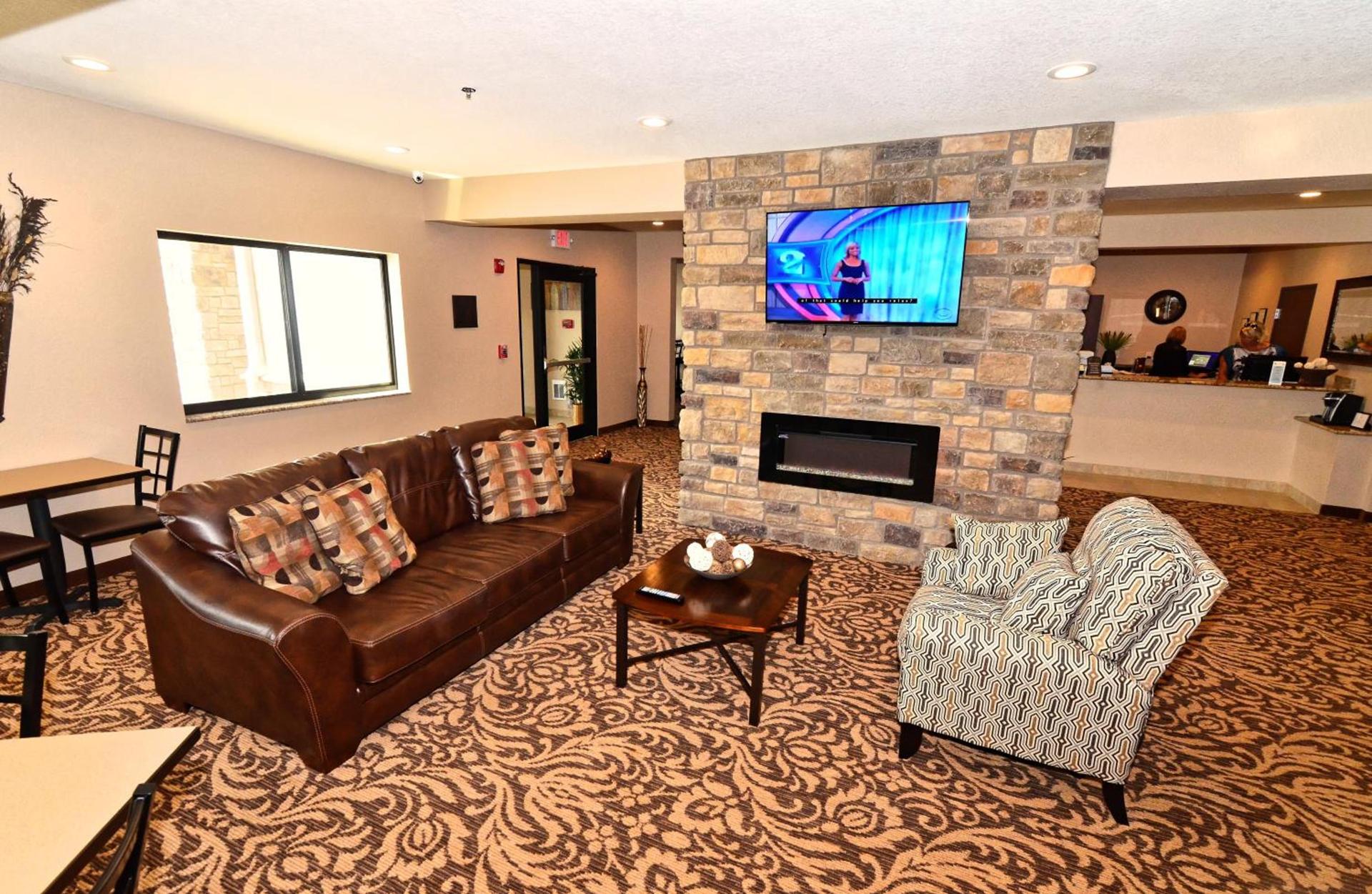 Cobblestone Inn & Suites - Clarion photo 13