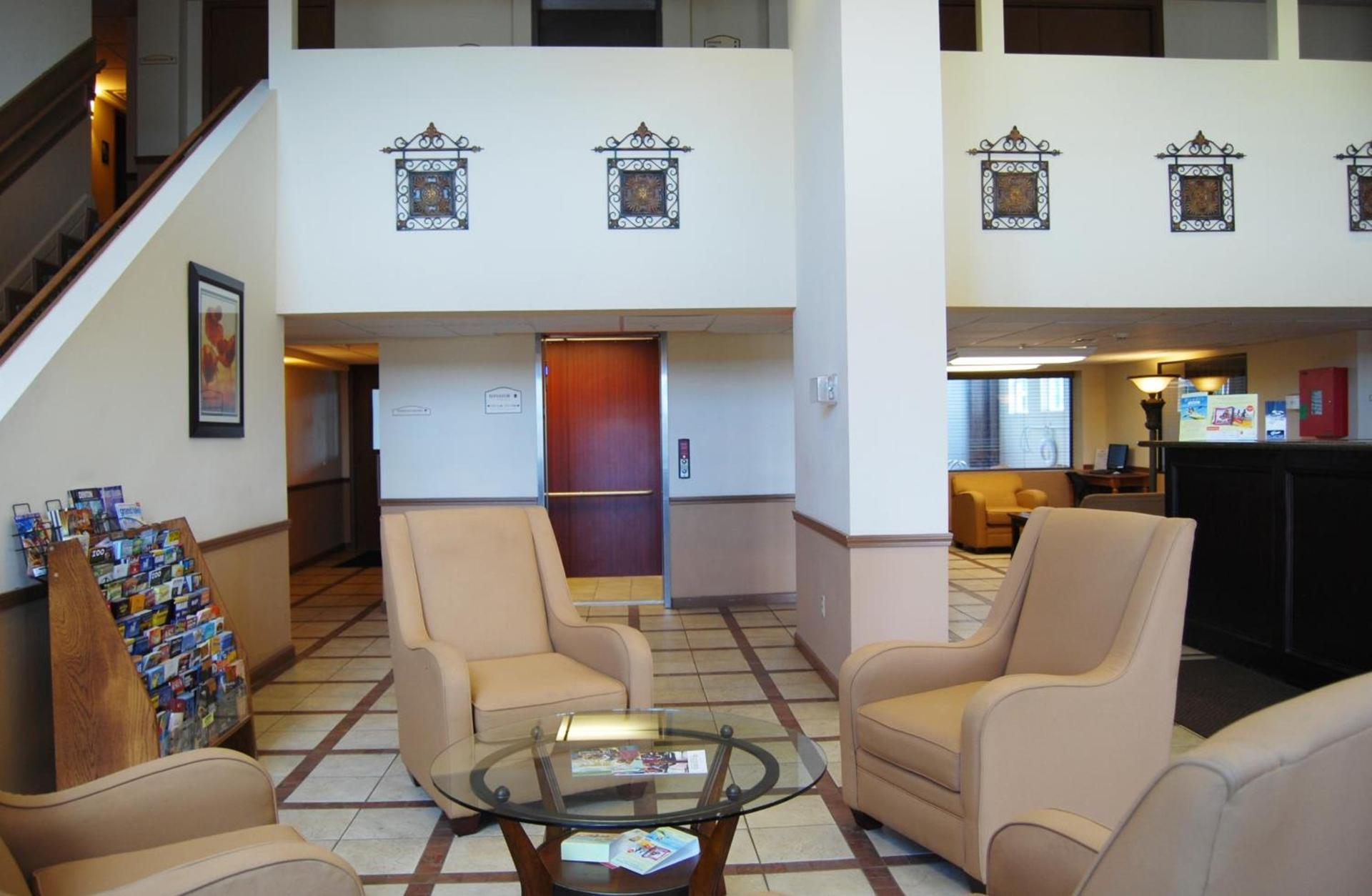 Super 8 by Wyndham Oklahoma City photo 35