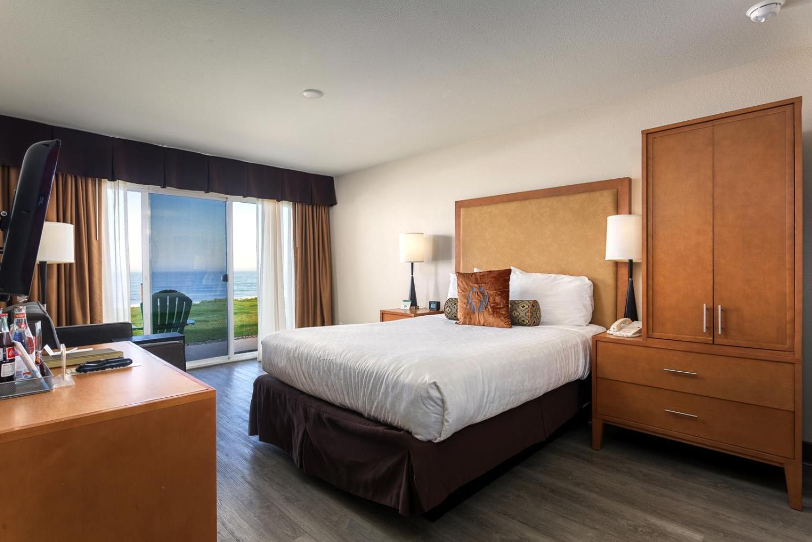 The Coho Oceanfront Lodge photo 60