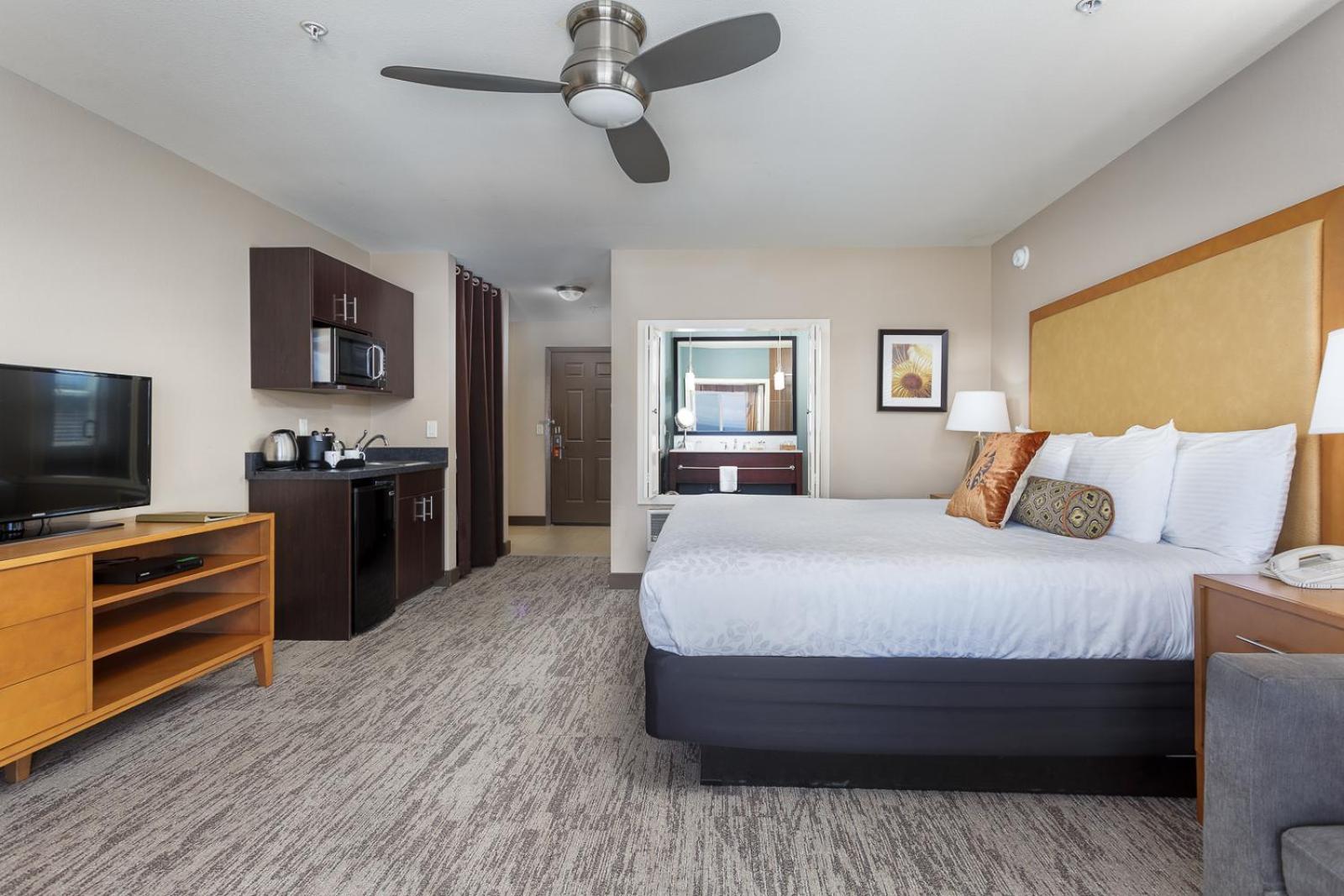 The Coho Oceanfront Lodge photo 55