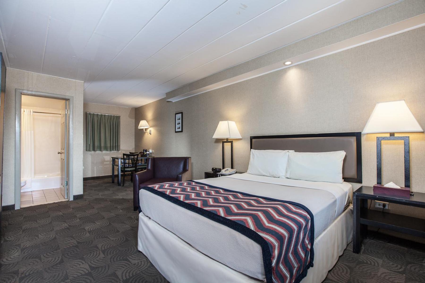 Carlton Inn Midway photo 14