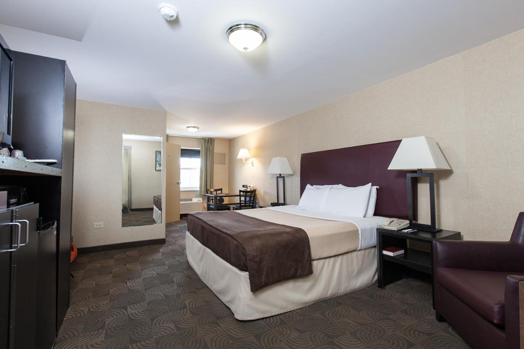 Carlton Inn Midway photo 11