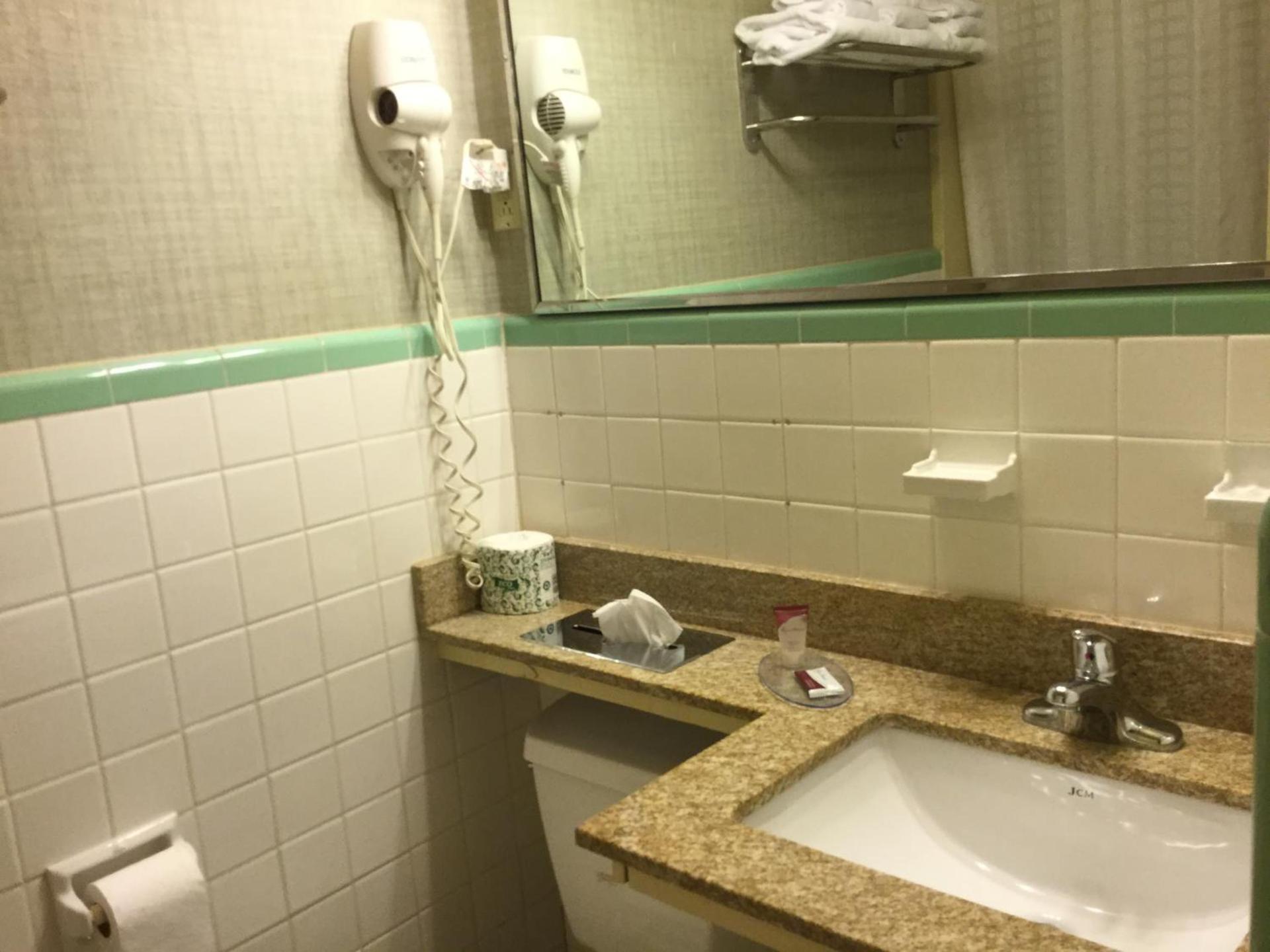 FALLS INN photo 25