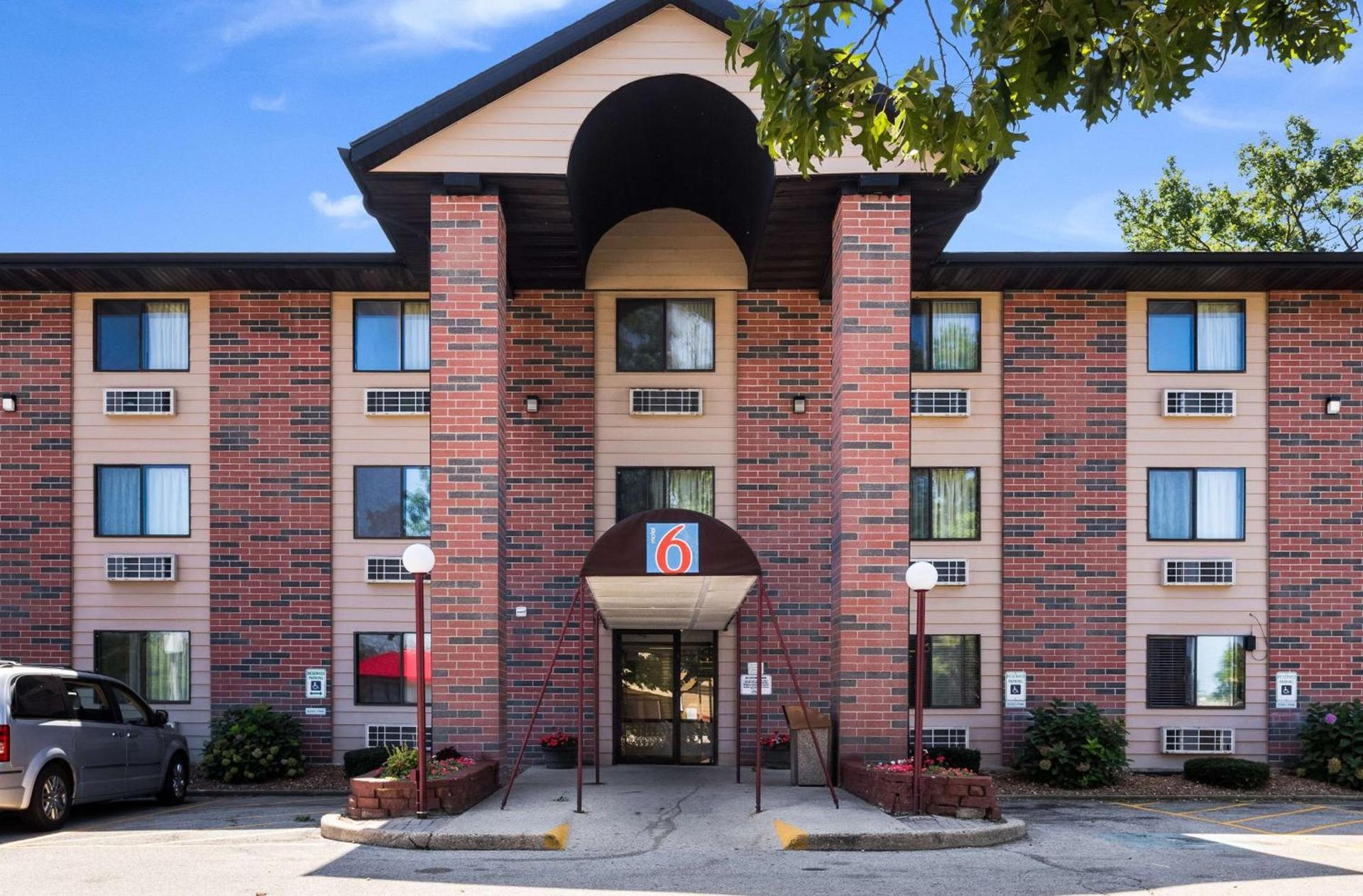 Motel 6-Prospect Heights, IL photo 1