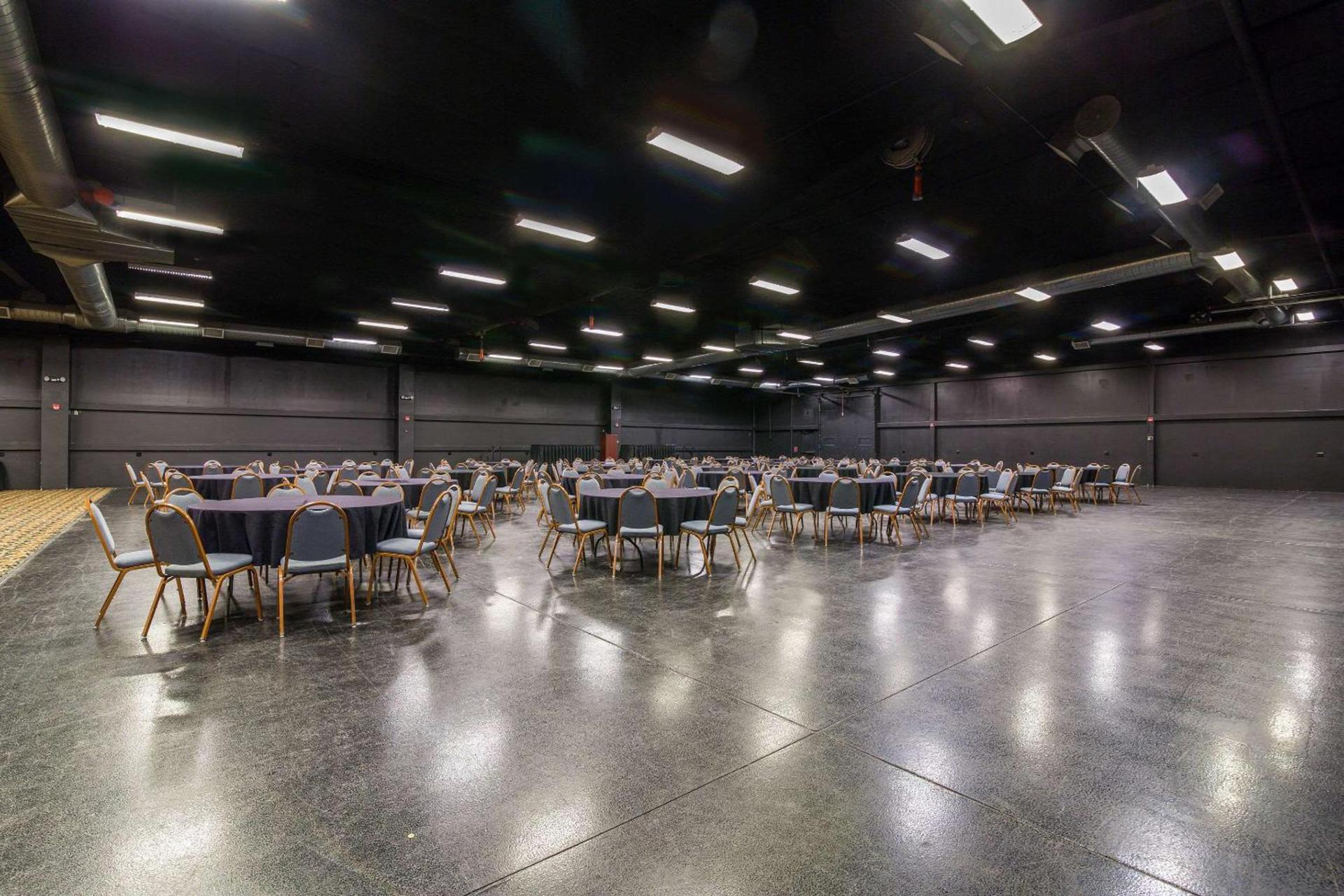 Clarion Hotel Convention Center photo 47
