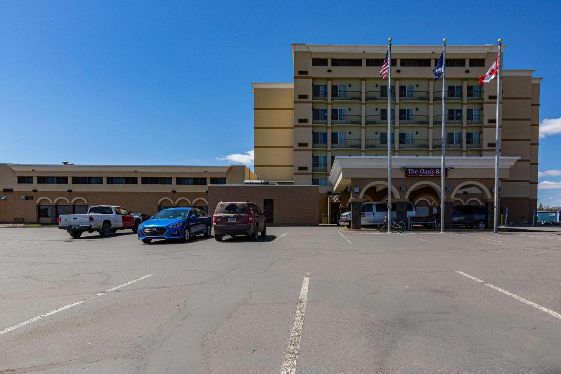 Clarion Hotel Convention Center photo 1