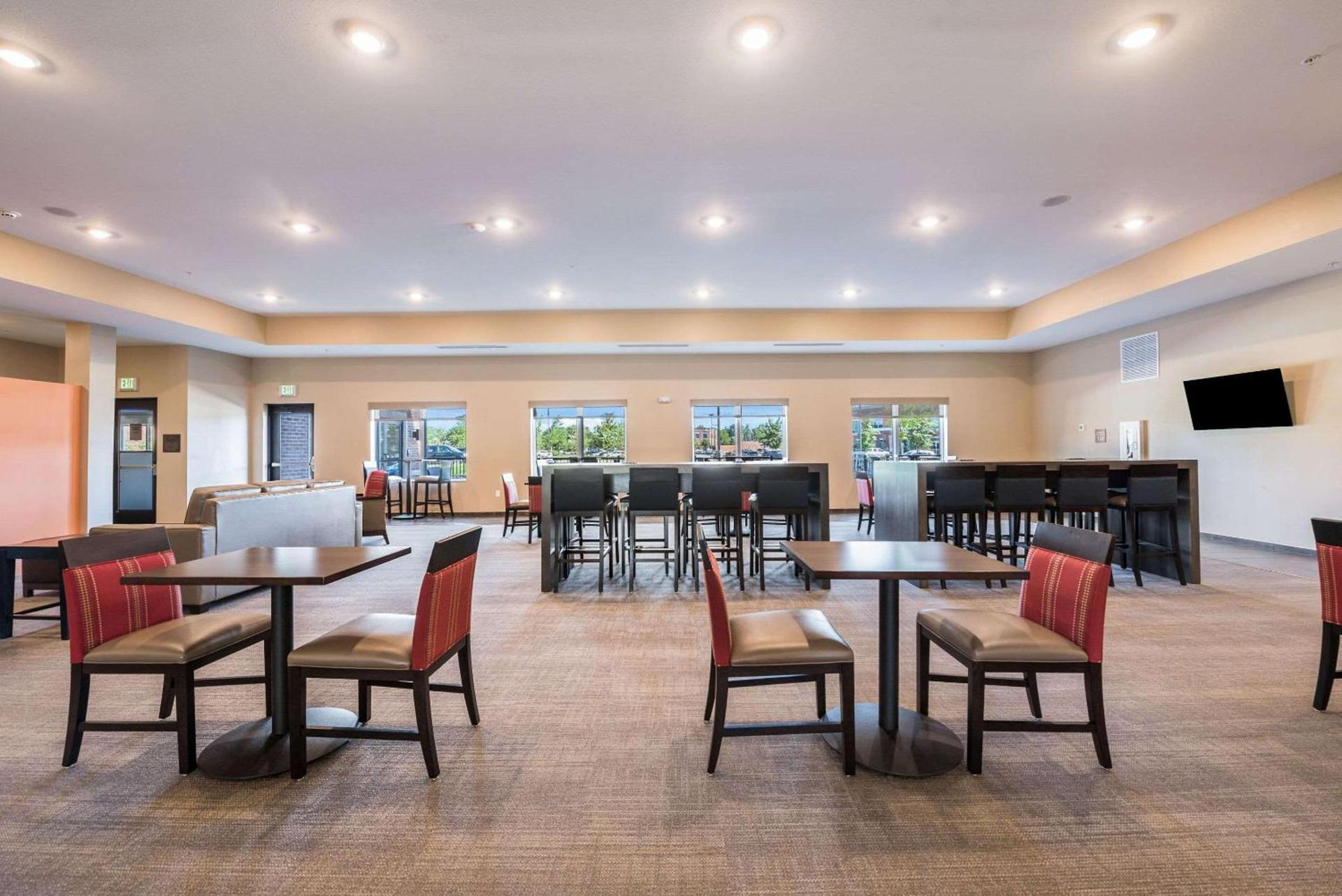 Comfort Suites Marysville Columbus - Northwest photo 54