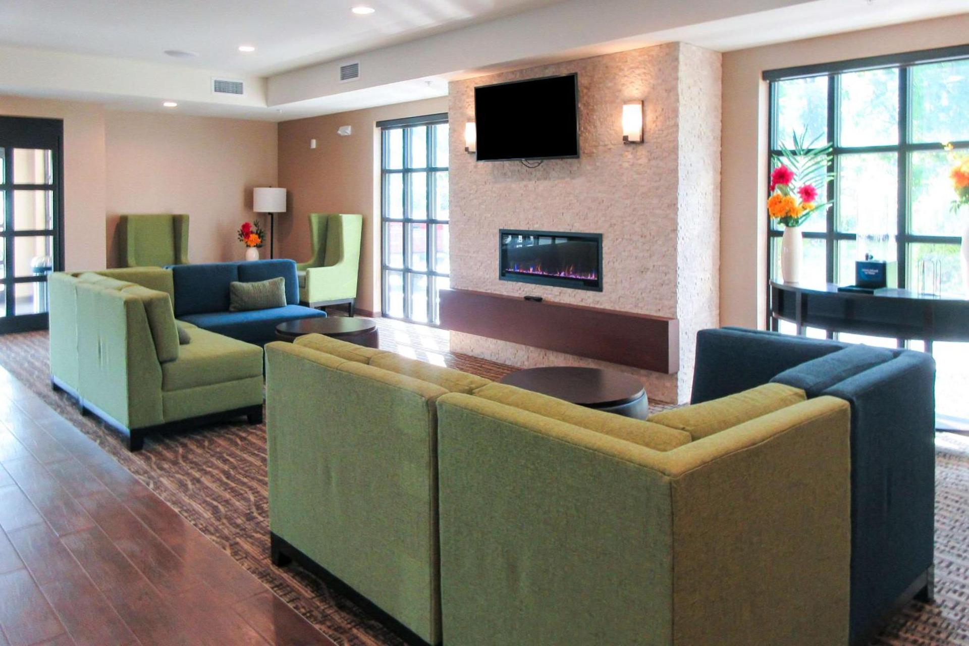 Comfort Inn & Suites Gap Amish Country photo 2