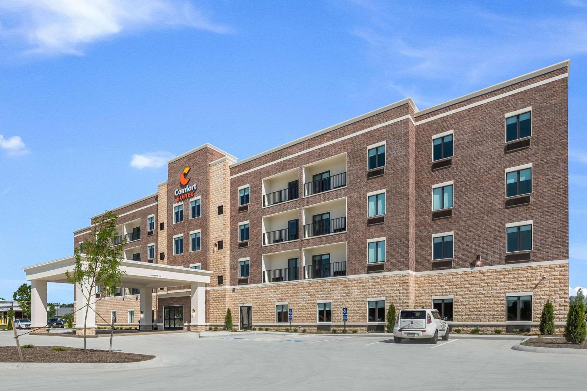 Comfort Suites Marysville Columbus - Northwest photo 2