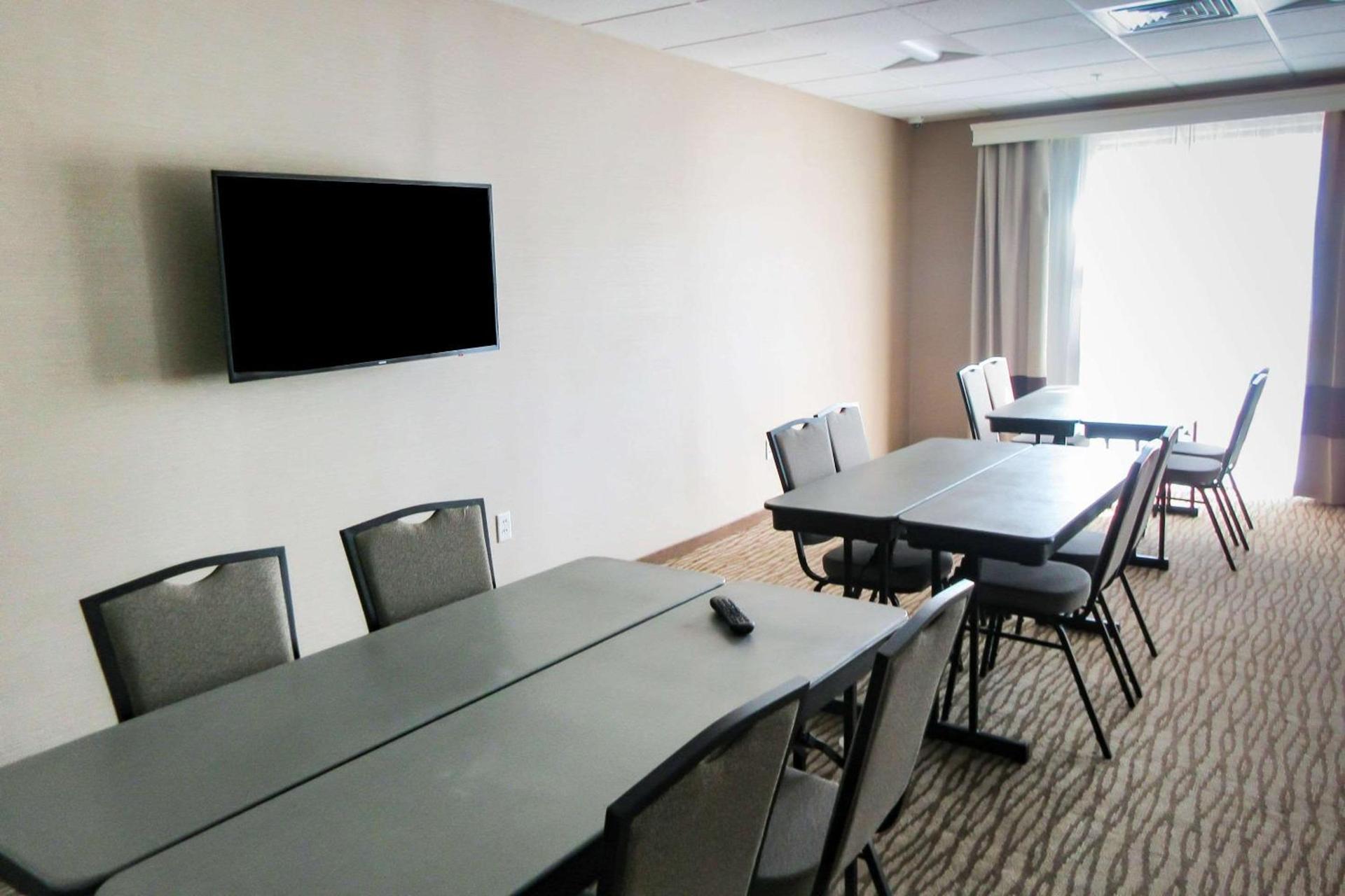 Comfort Inn & Suites Gap Amish Country photo 13