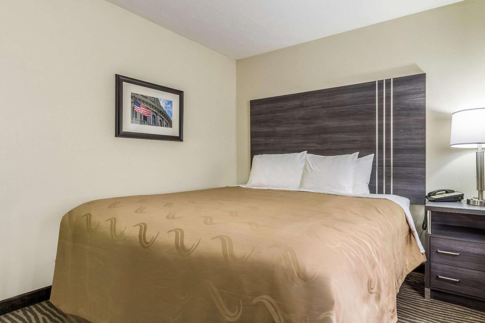 Quality Inn & Suites North Lima - Boardman photo 18
