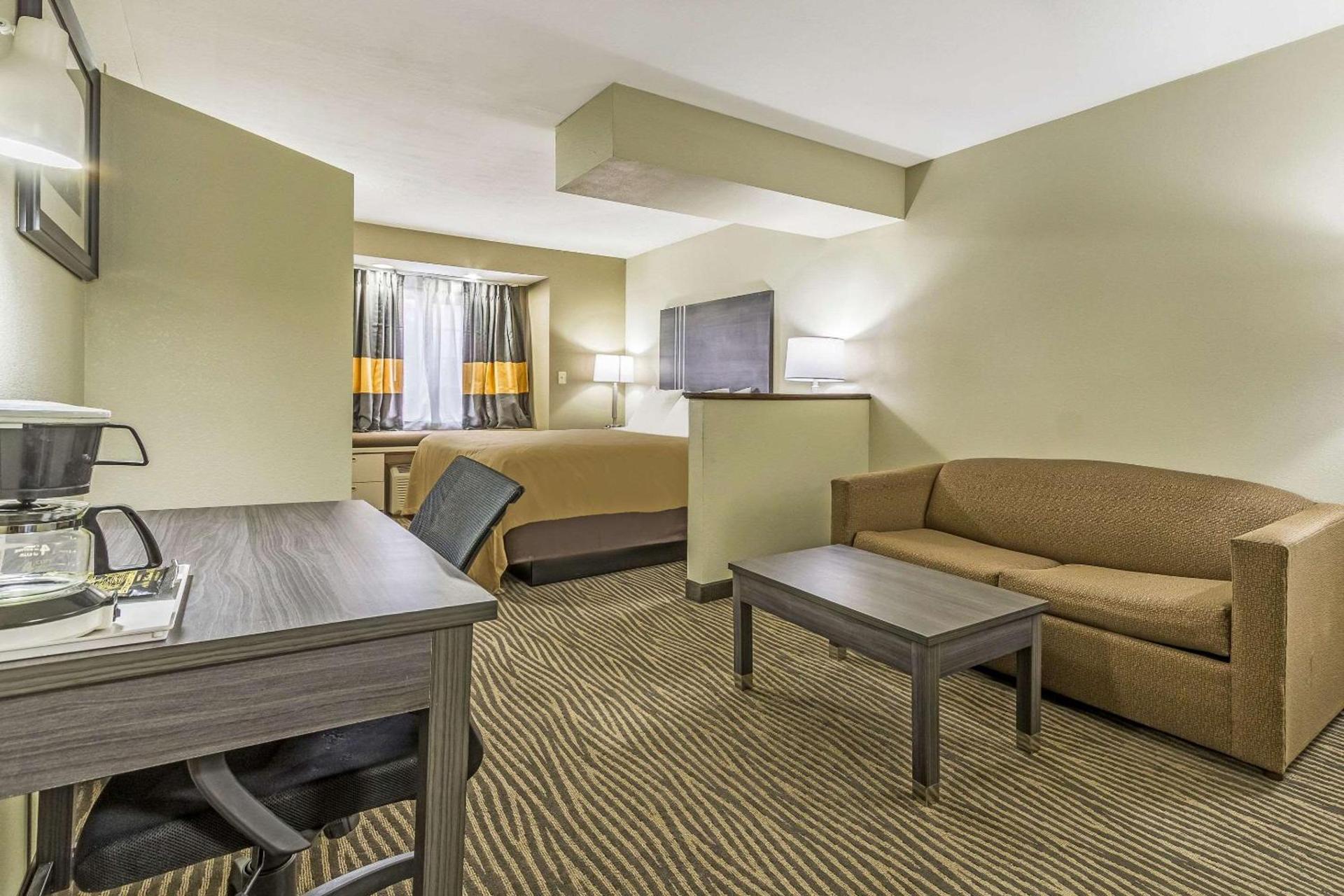 Quality Inn & Suites North Lima - Boardman photo 20