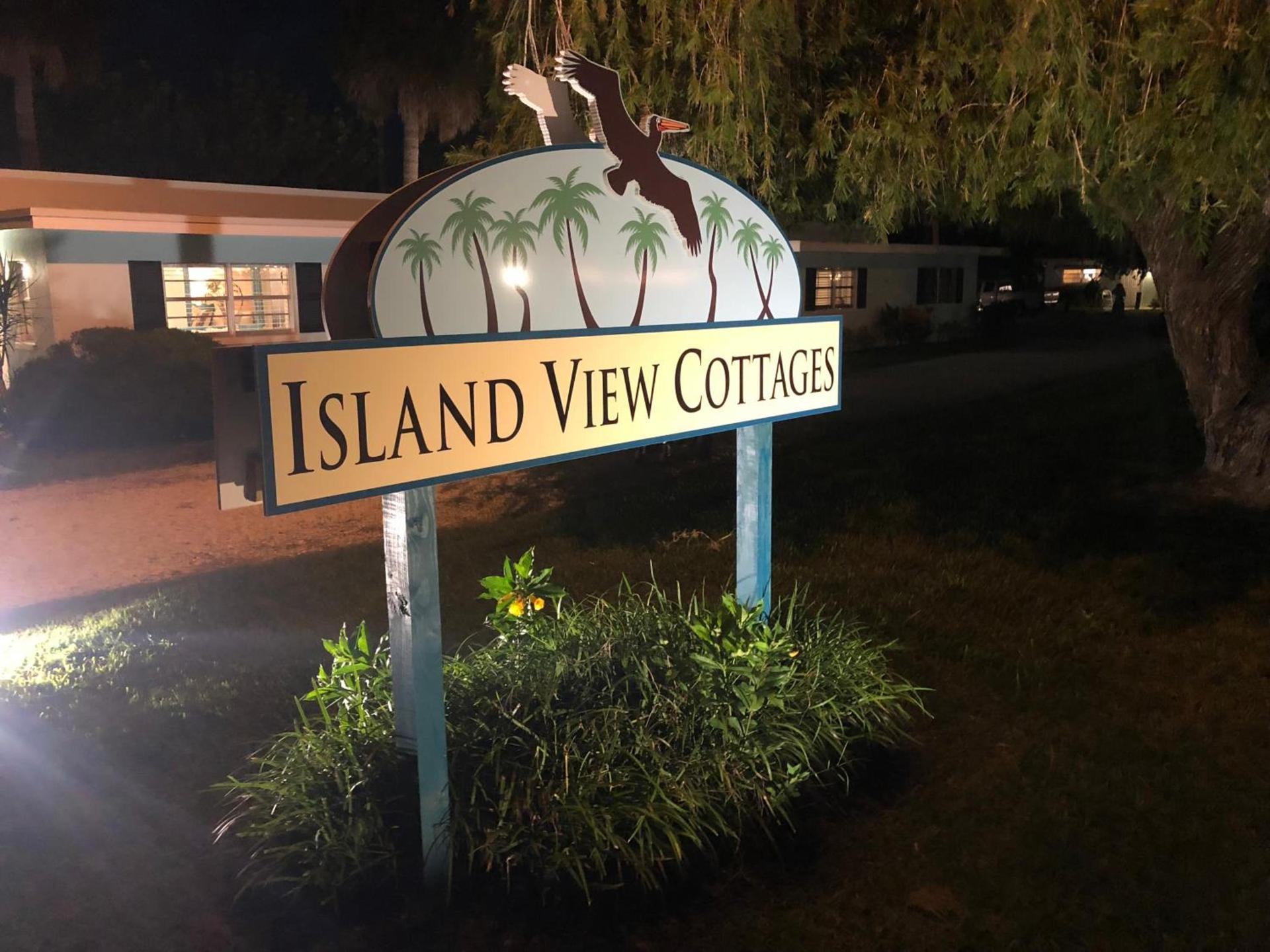 Island View Cottages Sebastian photo 75