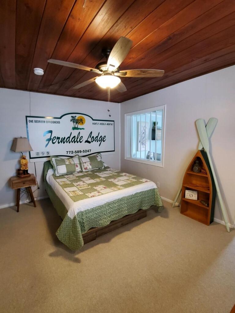 Island View Cottages Sebastian photo 57