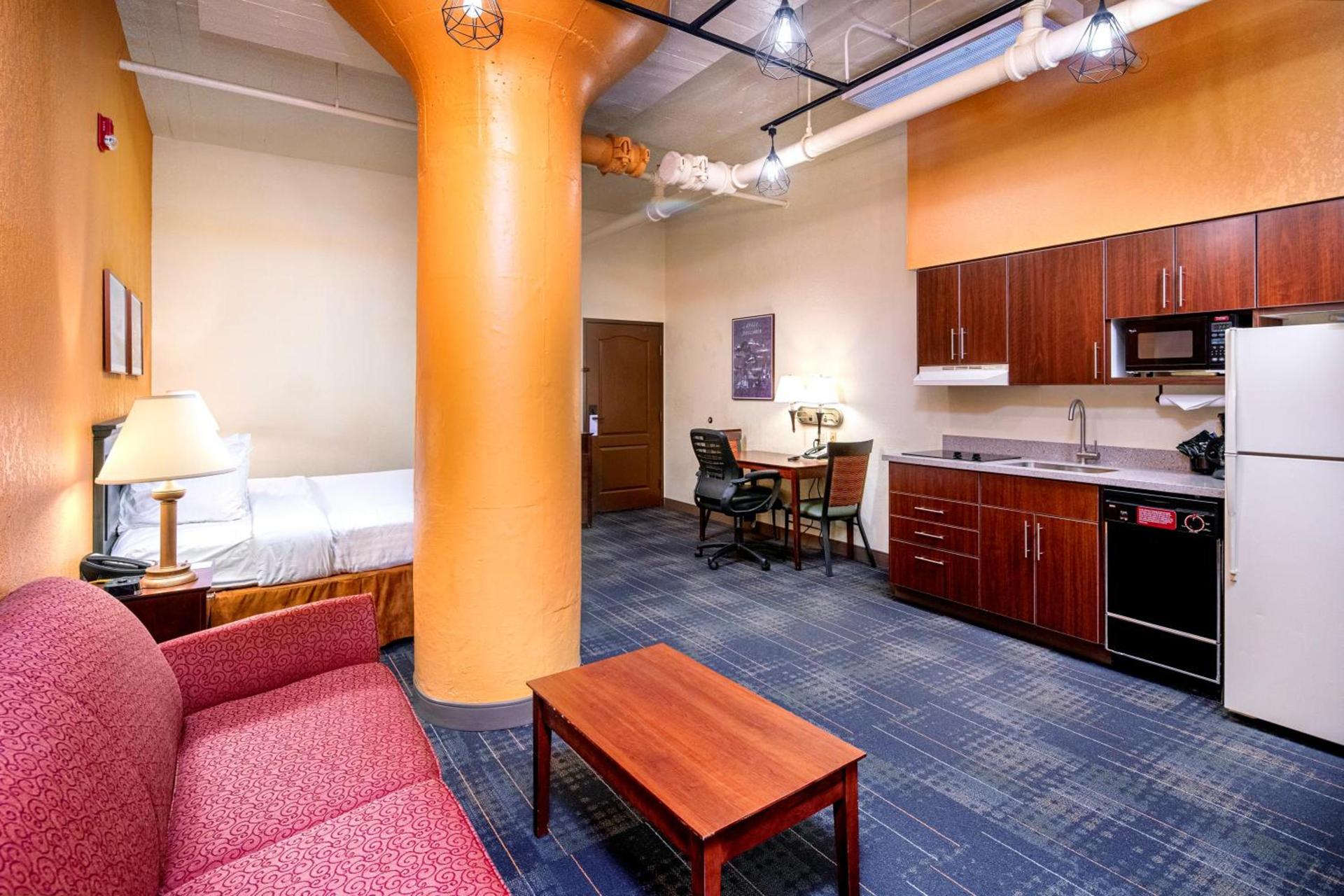 The Suites Hotel at Waterfront Plaza photo 32