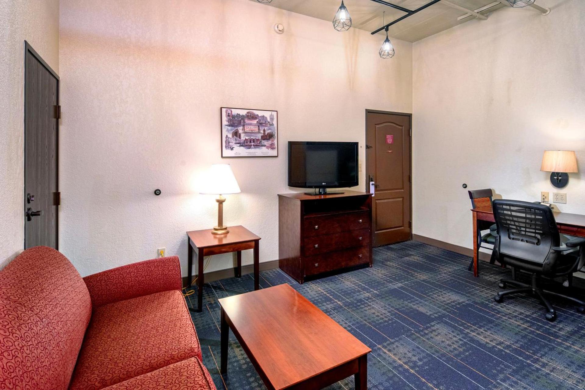 The Suites Hotel at Waterfront Plaza photo 24