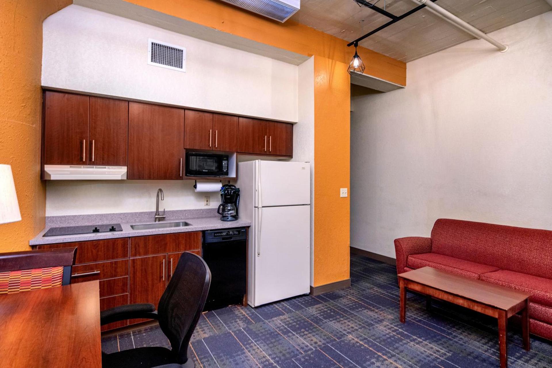 The Suites Hotel at Waterfront Plaza photo 21