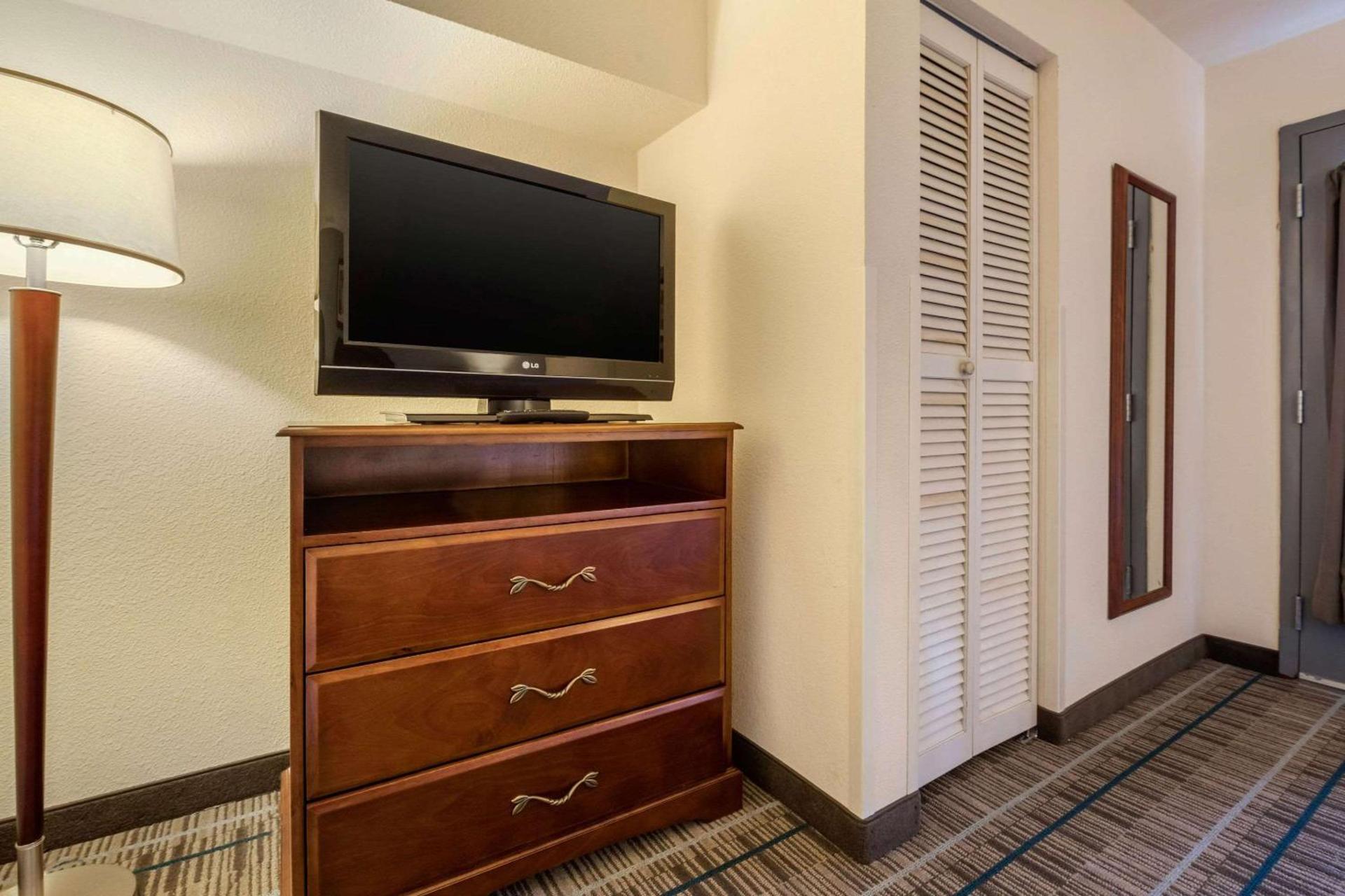 MainStay Suites Grantville - Hershey North photo 27