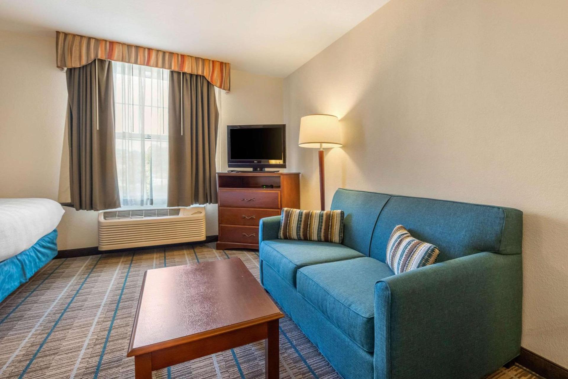 MainStay Suites Grantville - Hershey North photo 33