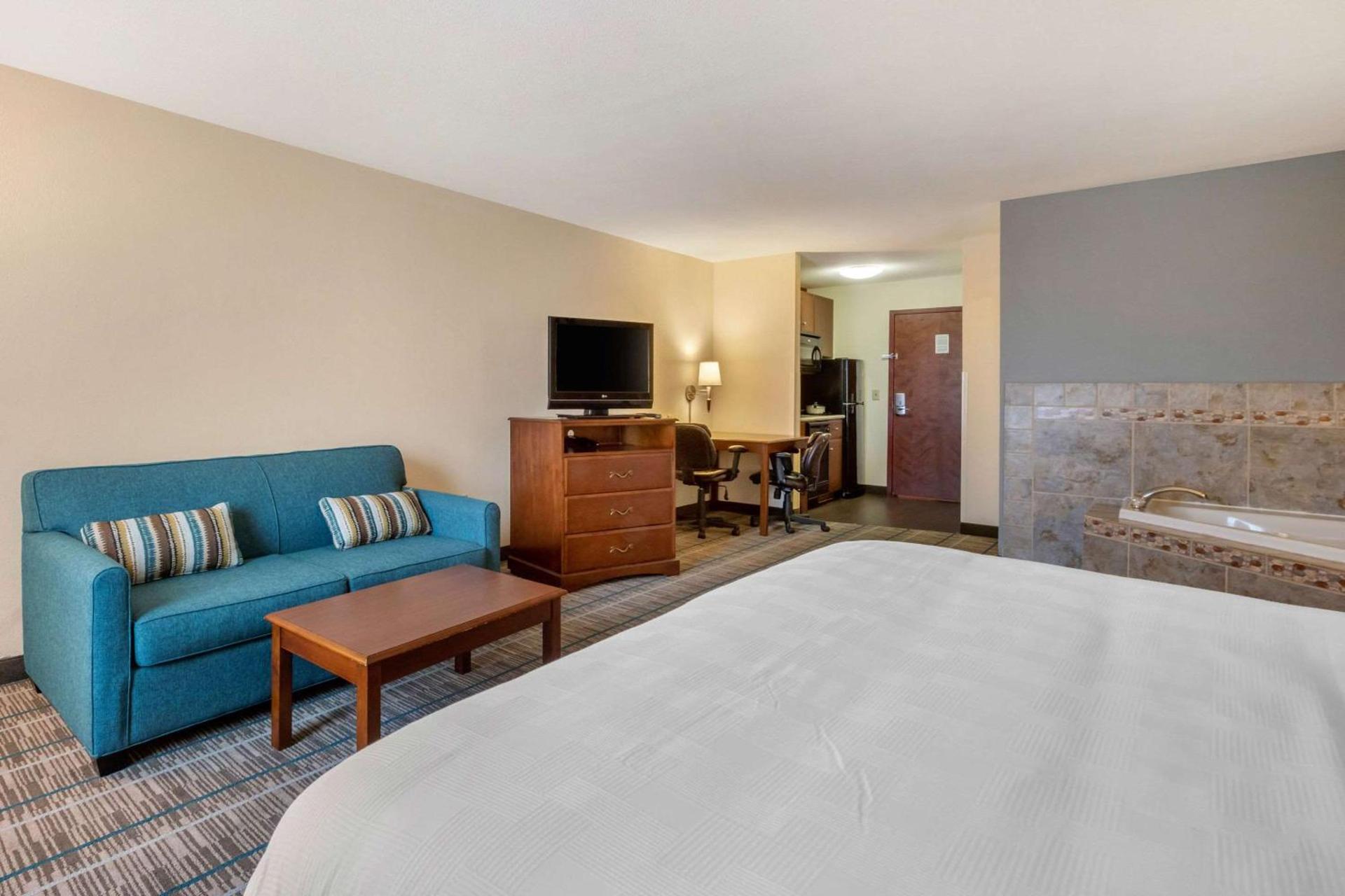 MainStay Suites Grantville - Hershey North photo 15