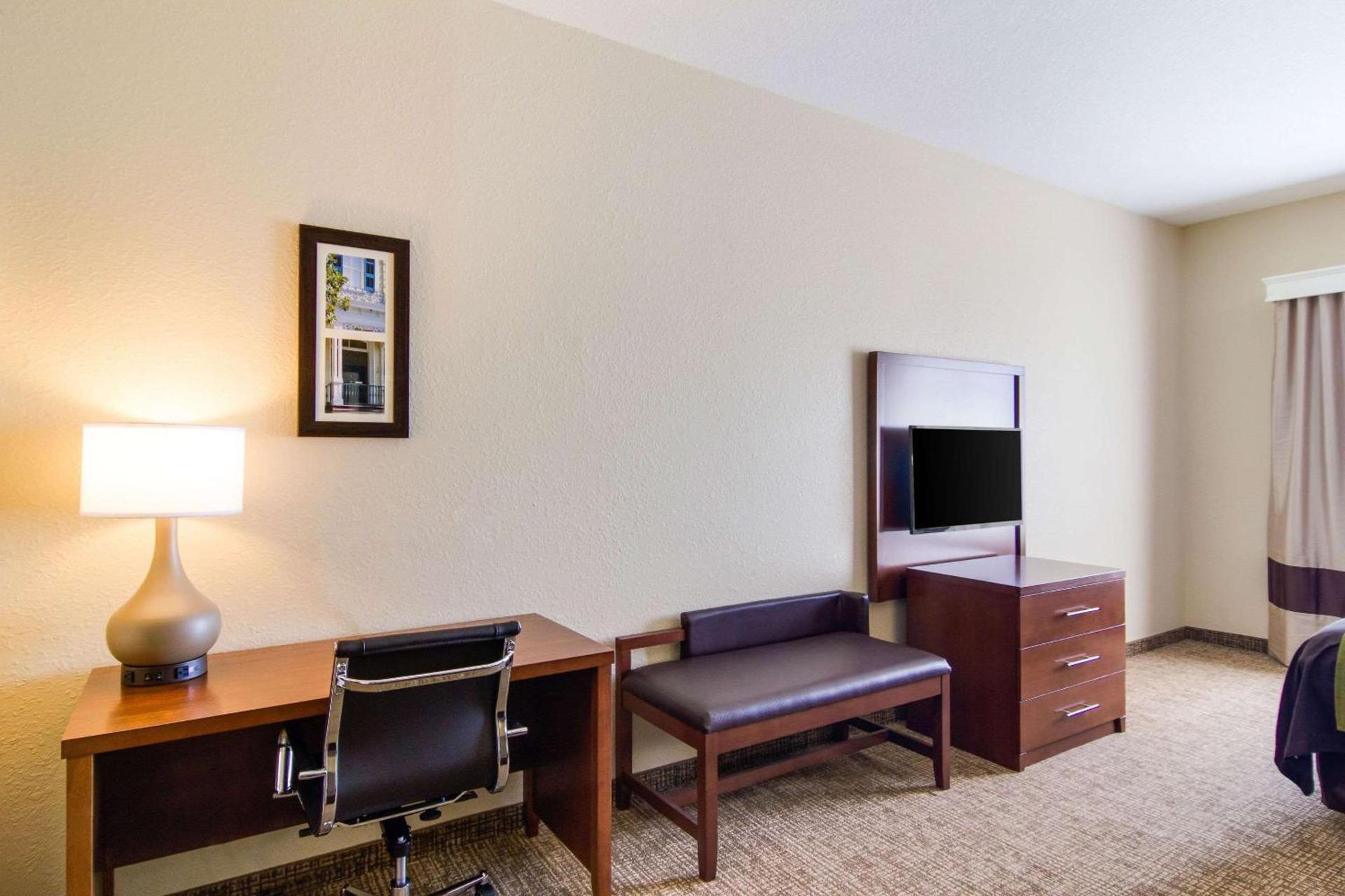Comfort Inn Blackshear Hwy 84 photo 23