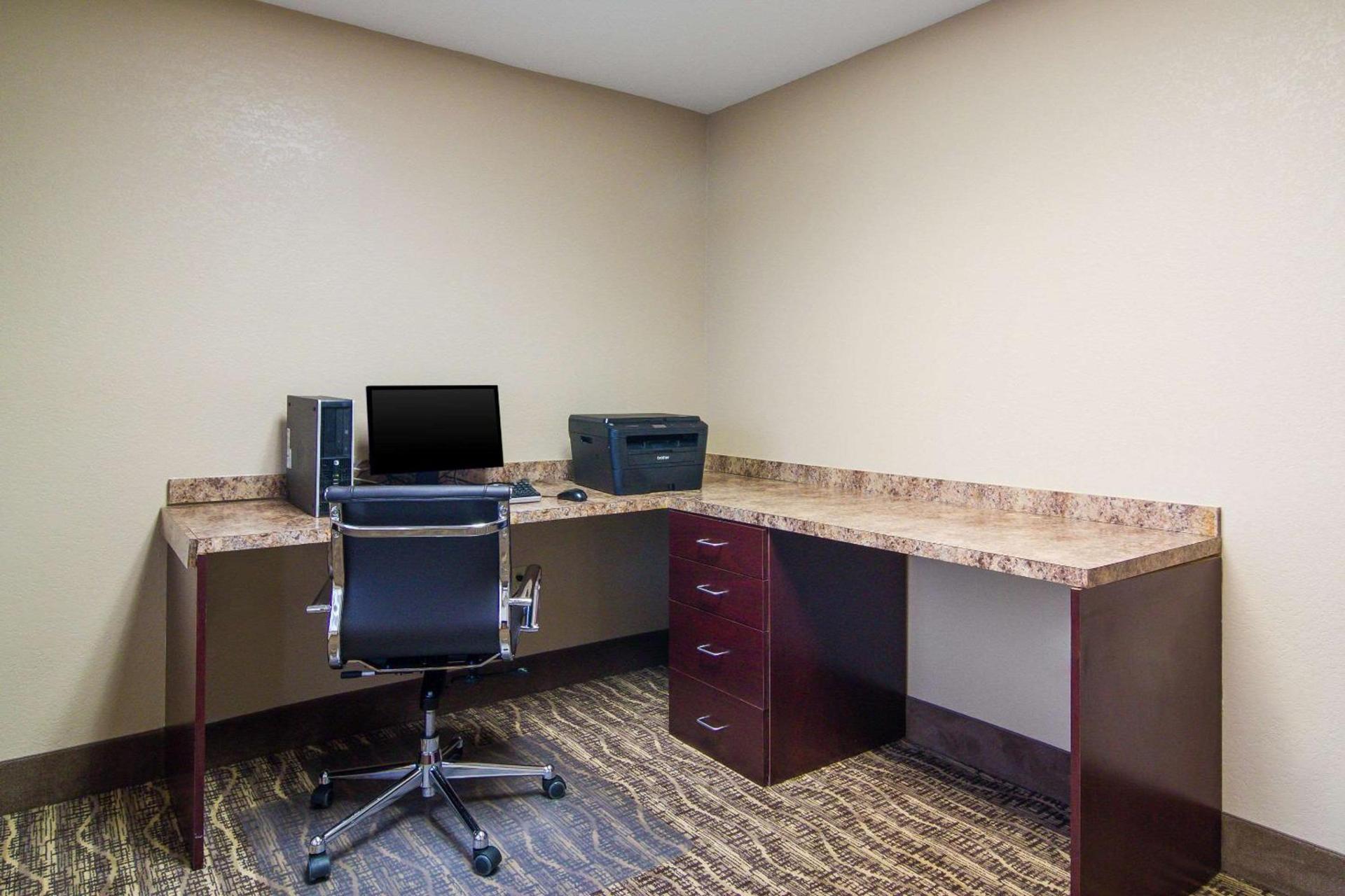 Comfort Inn Blackshear Hwy 84 photo 1