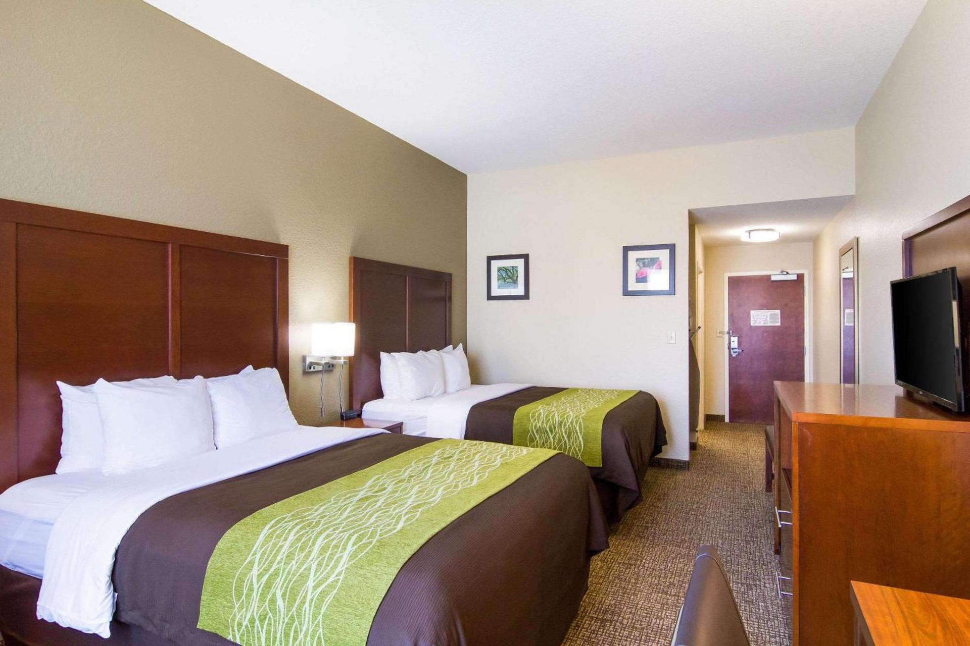 Comfort Inn Blackshear Hwy 84 photo 11