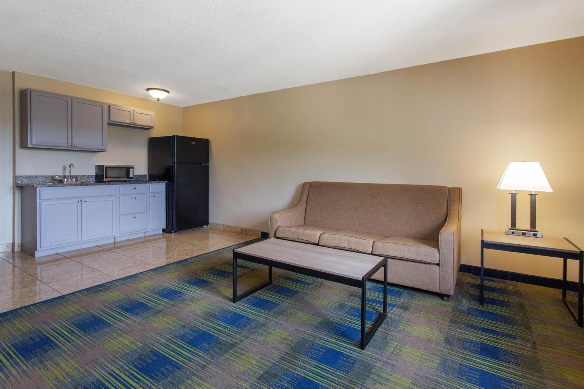 Super 8 by Wyndham Cromwell/Middletown photo 47