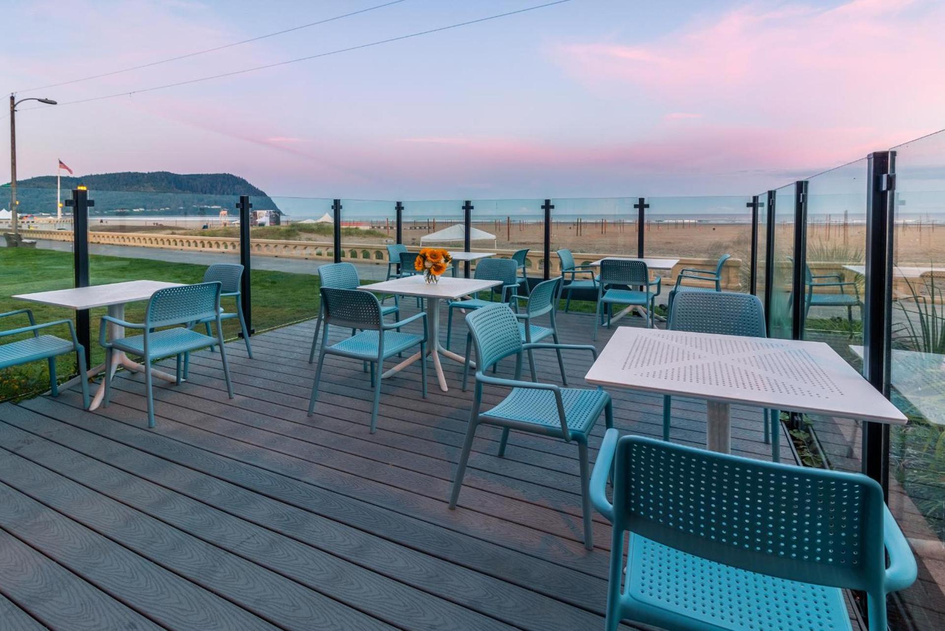 Seashore Inn on the Beach Seaside photo 3