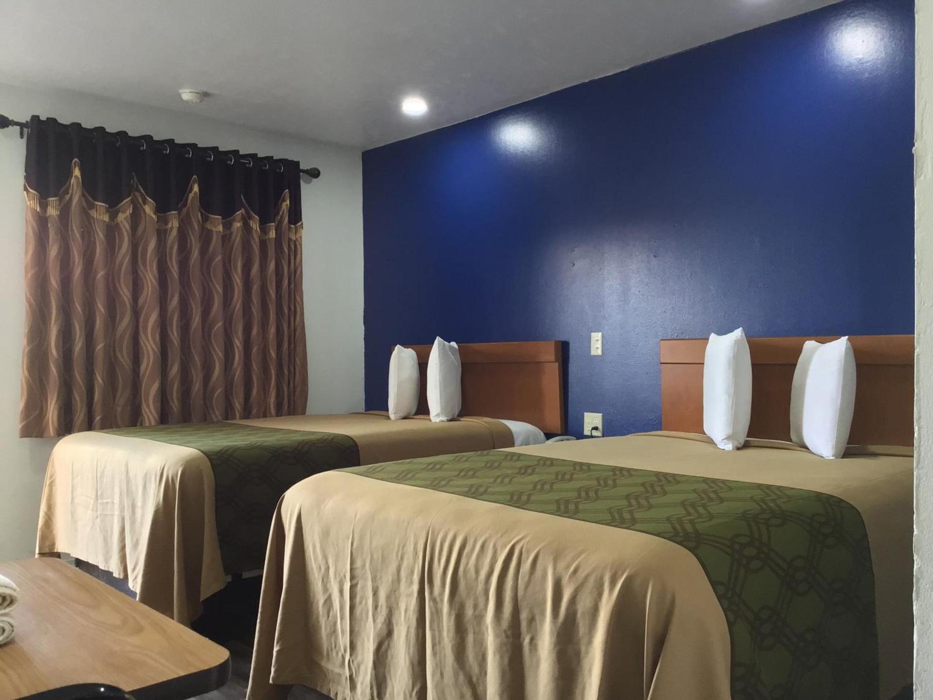 Western motel photo 27