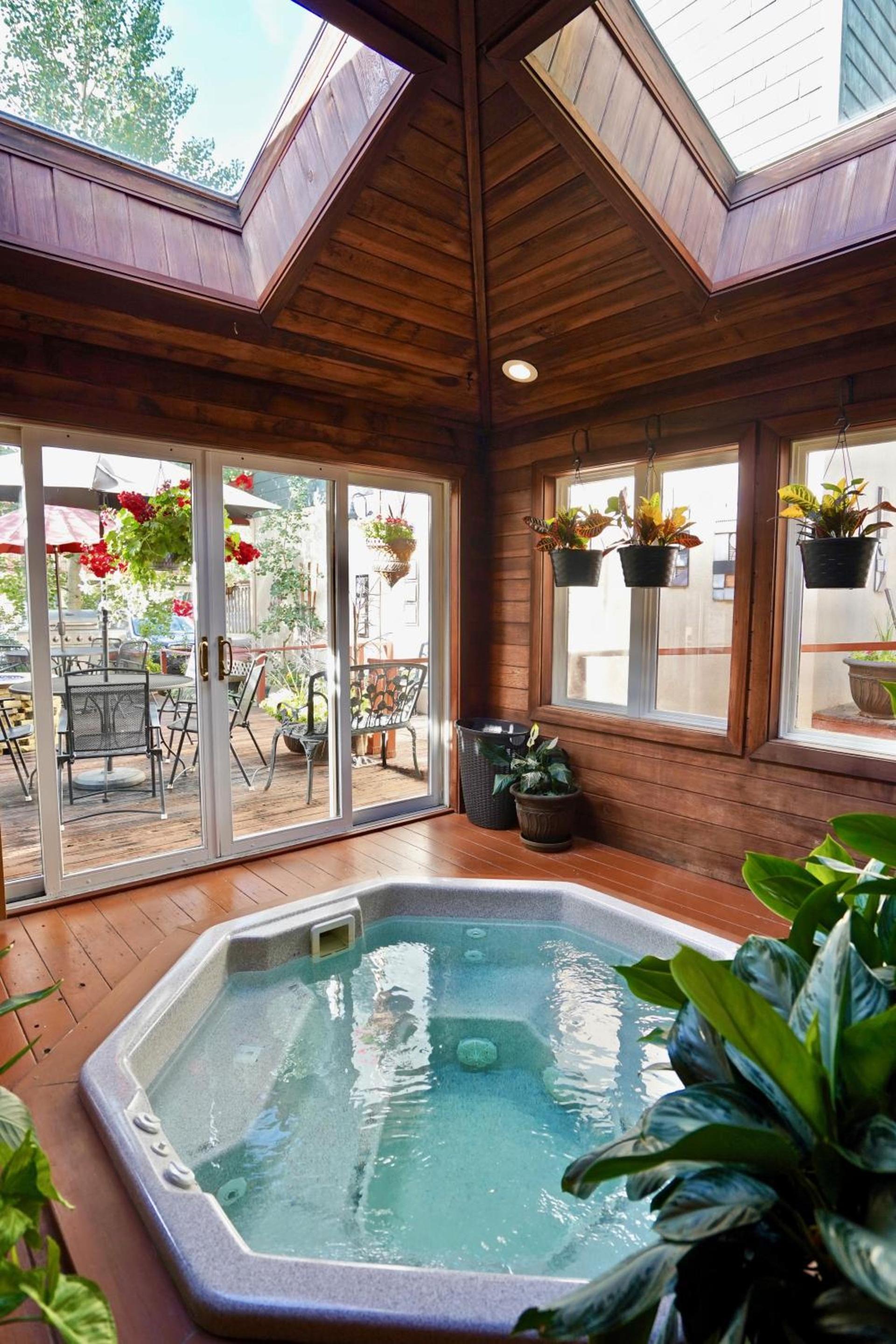 Frisco Inn on Galena photo 61