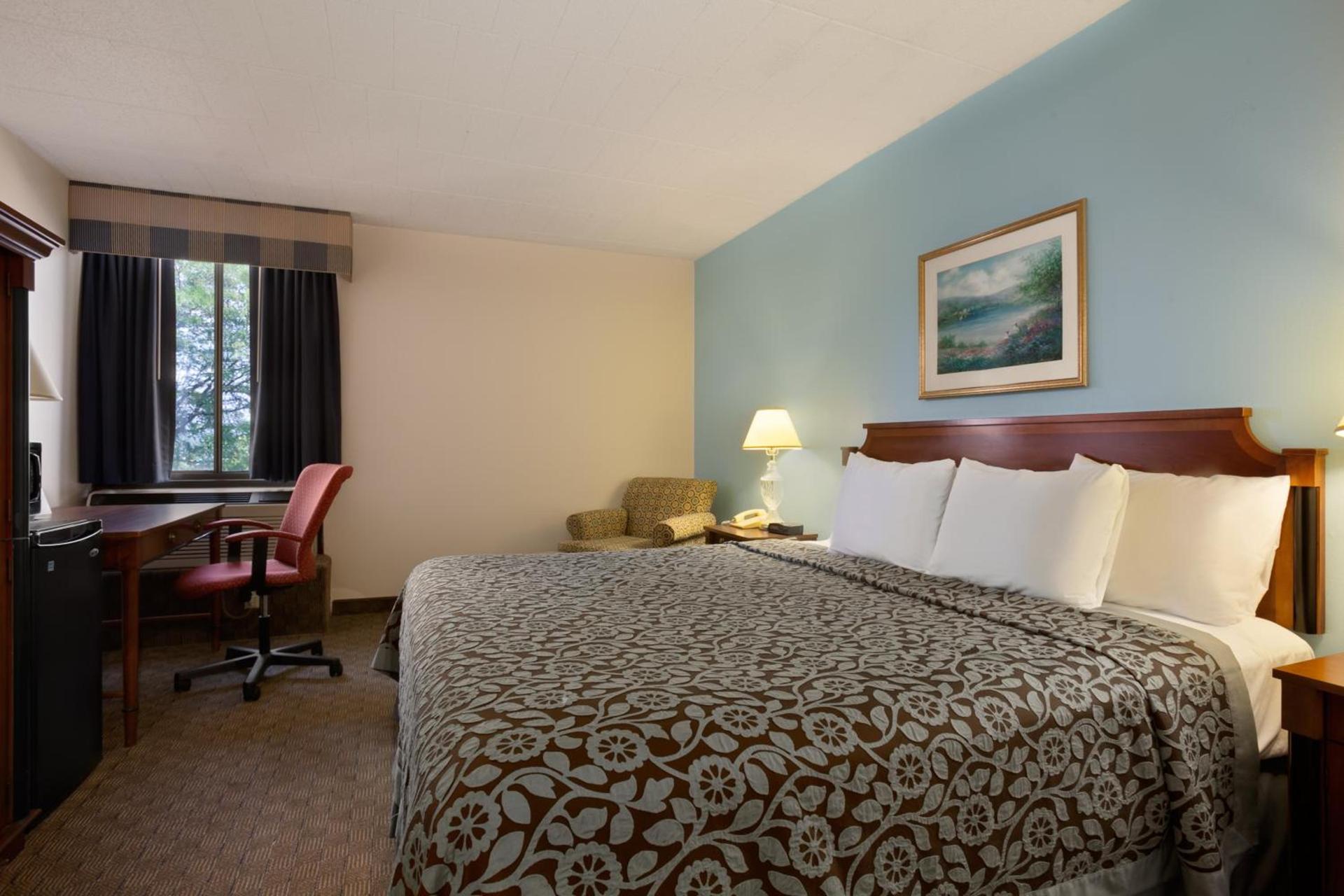 Days Inn by Wyndham Reading Wyomissing photo 3