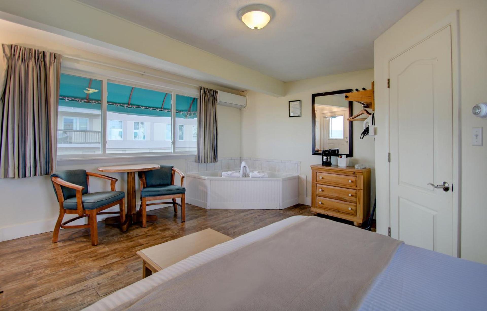 Sea Cliff House Motel photo 11