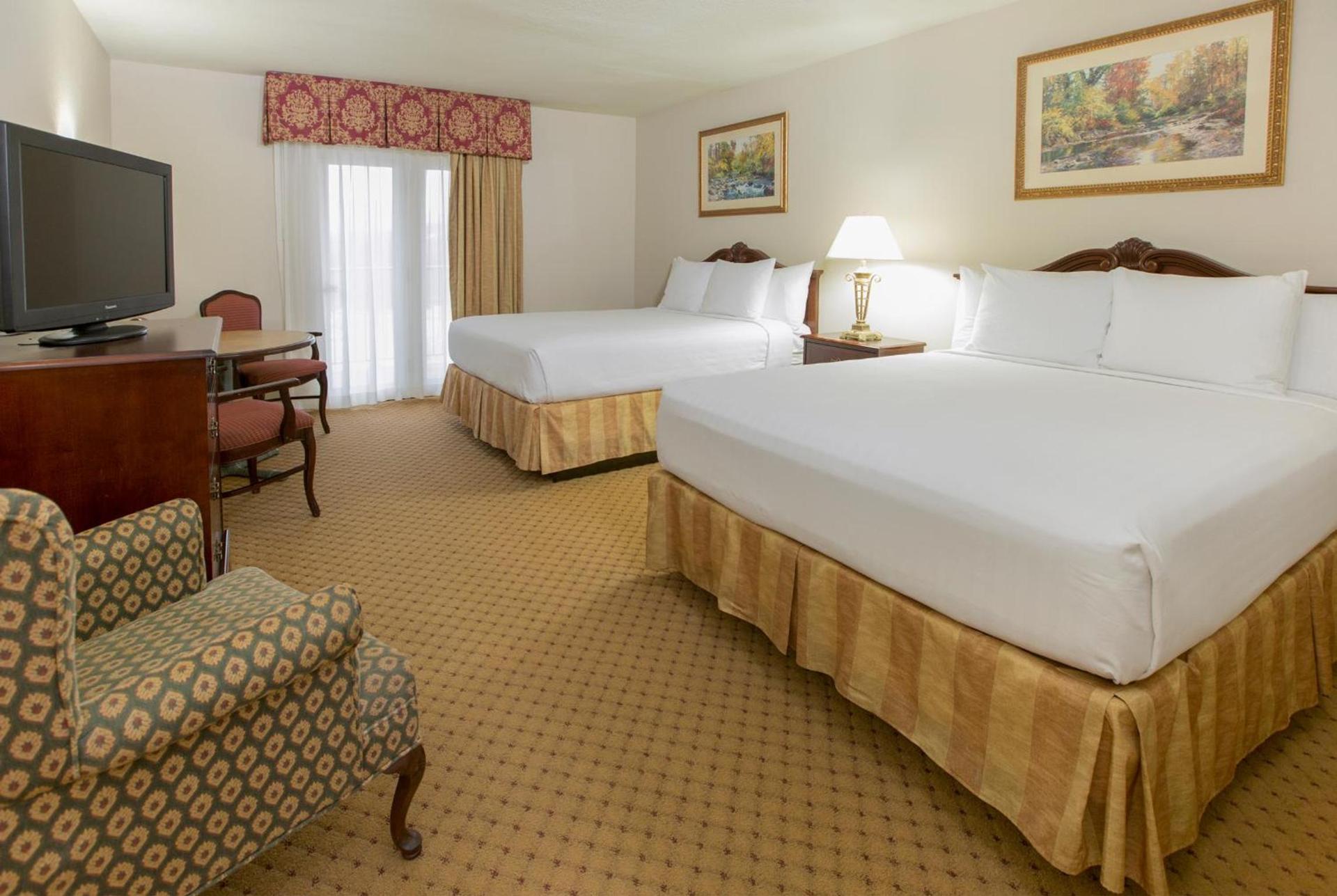 Music Road Resort Hotel and Inn photo 22