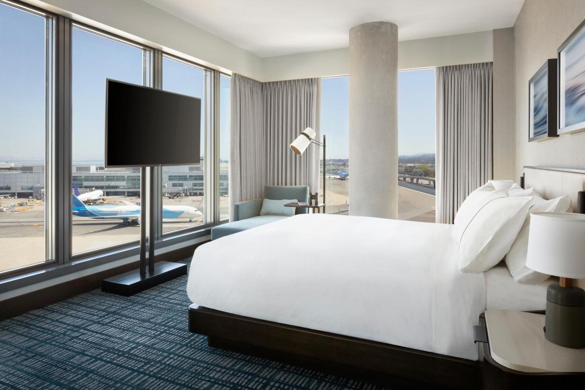 Grand Hyatt at SFO photo 12