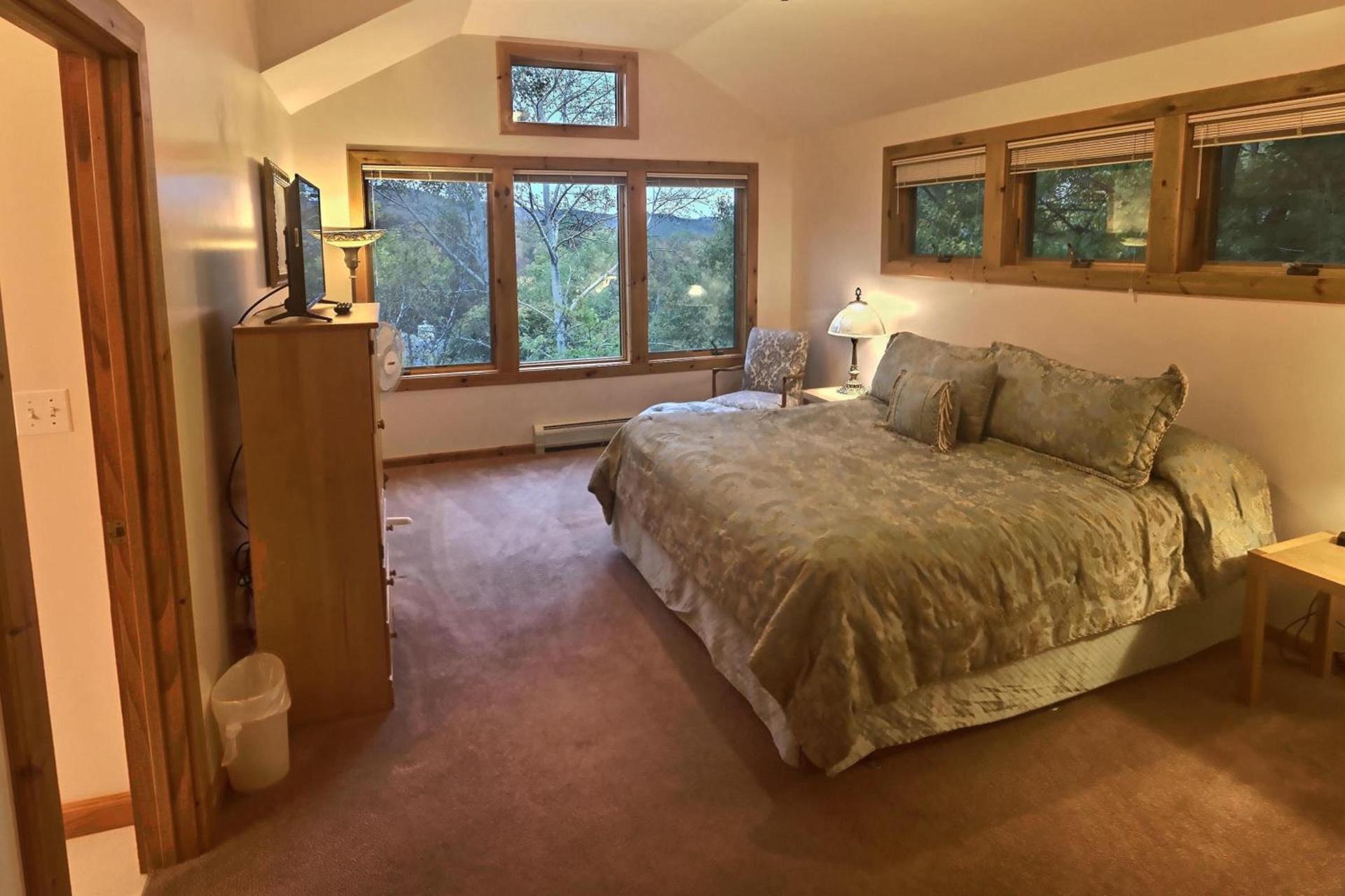 Mountain Sports Inn photo 25